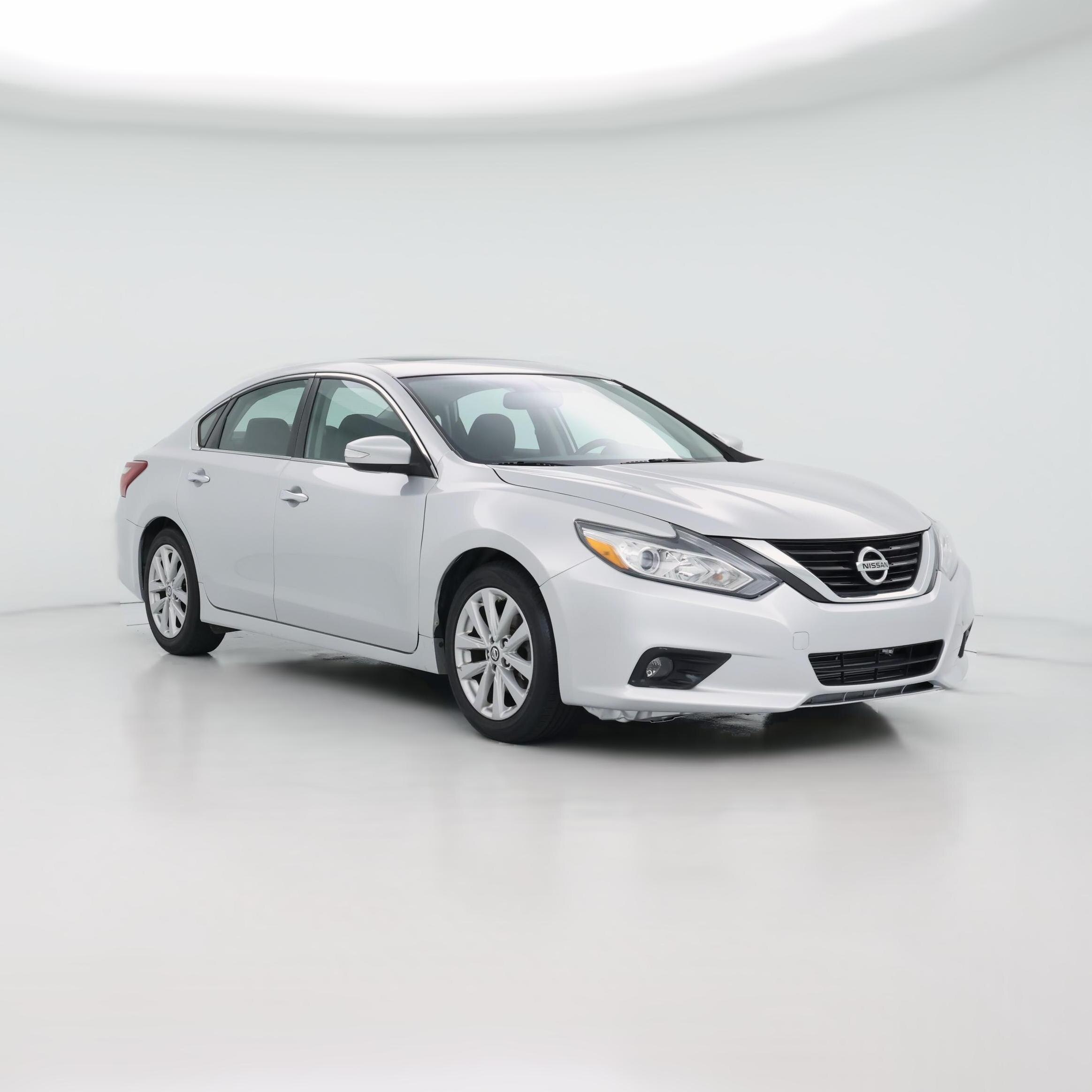 Thumbnail: 2018 Nissan Altima - 1