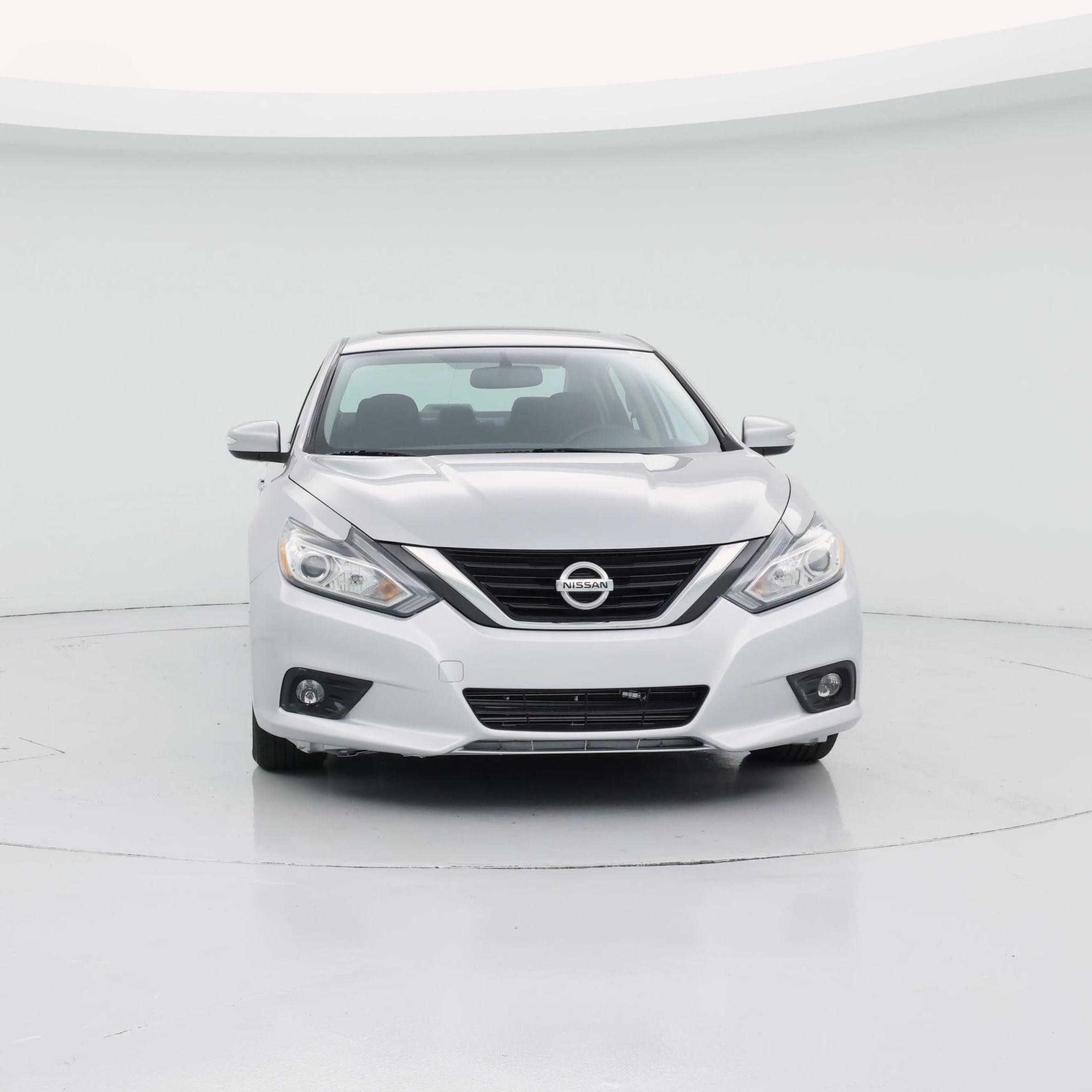Thumbnail: 2018 Nissan Altima - 5