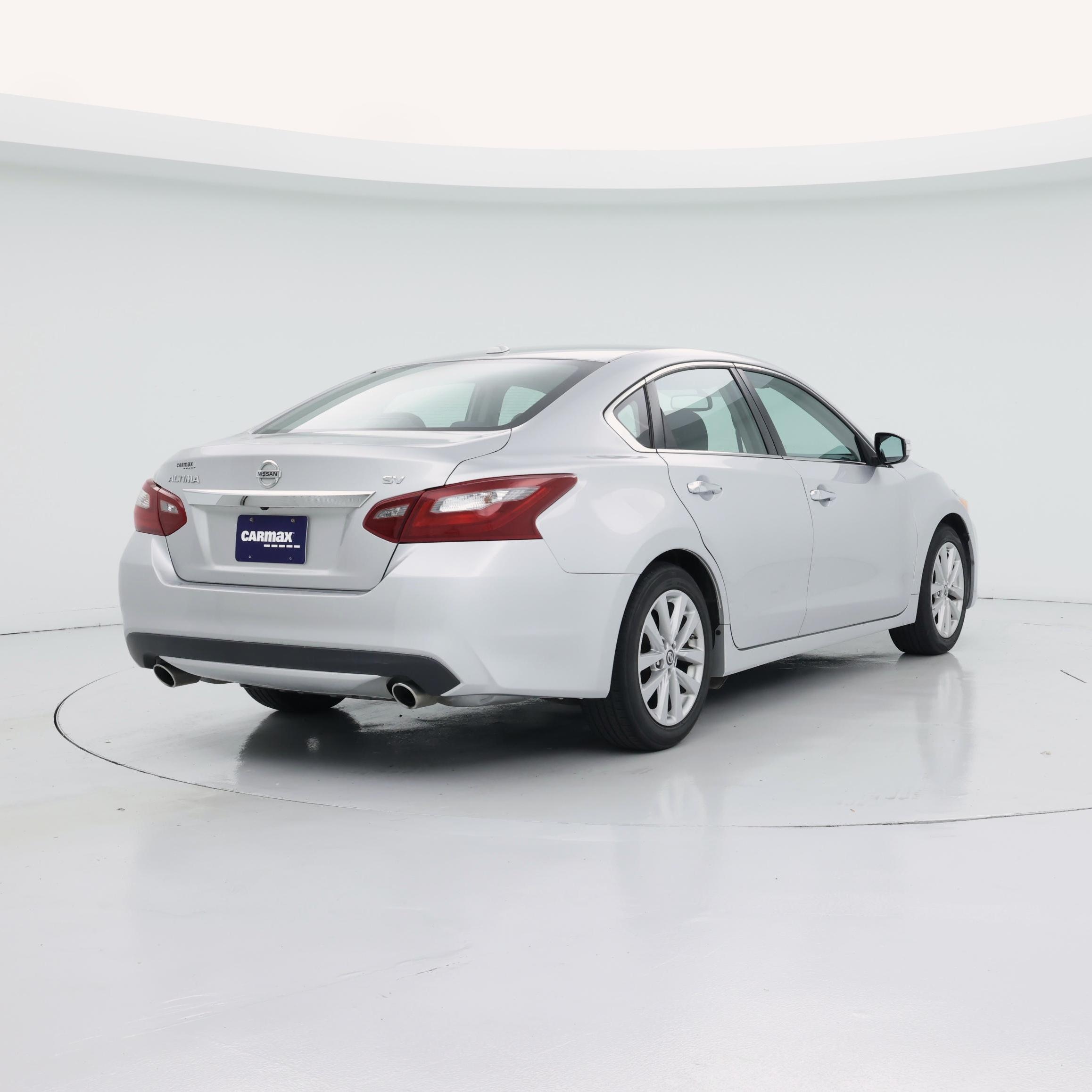 Thumbnail: 2018 Nissan Altima - 8