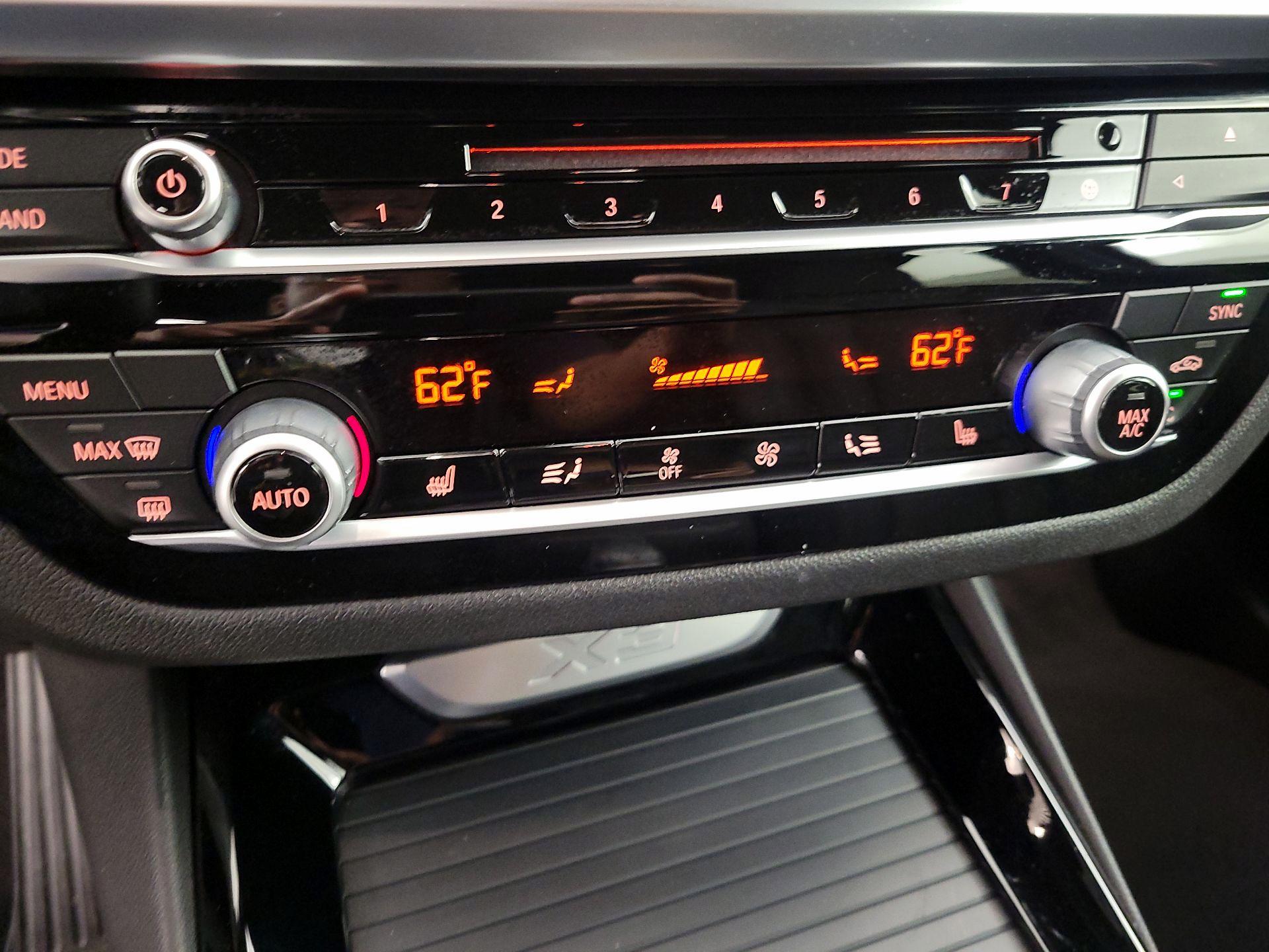 Thumbnail: 2019 BMW X3 - 17
