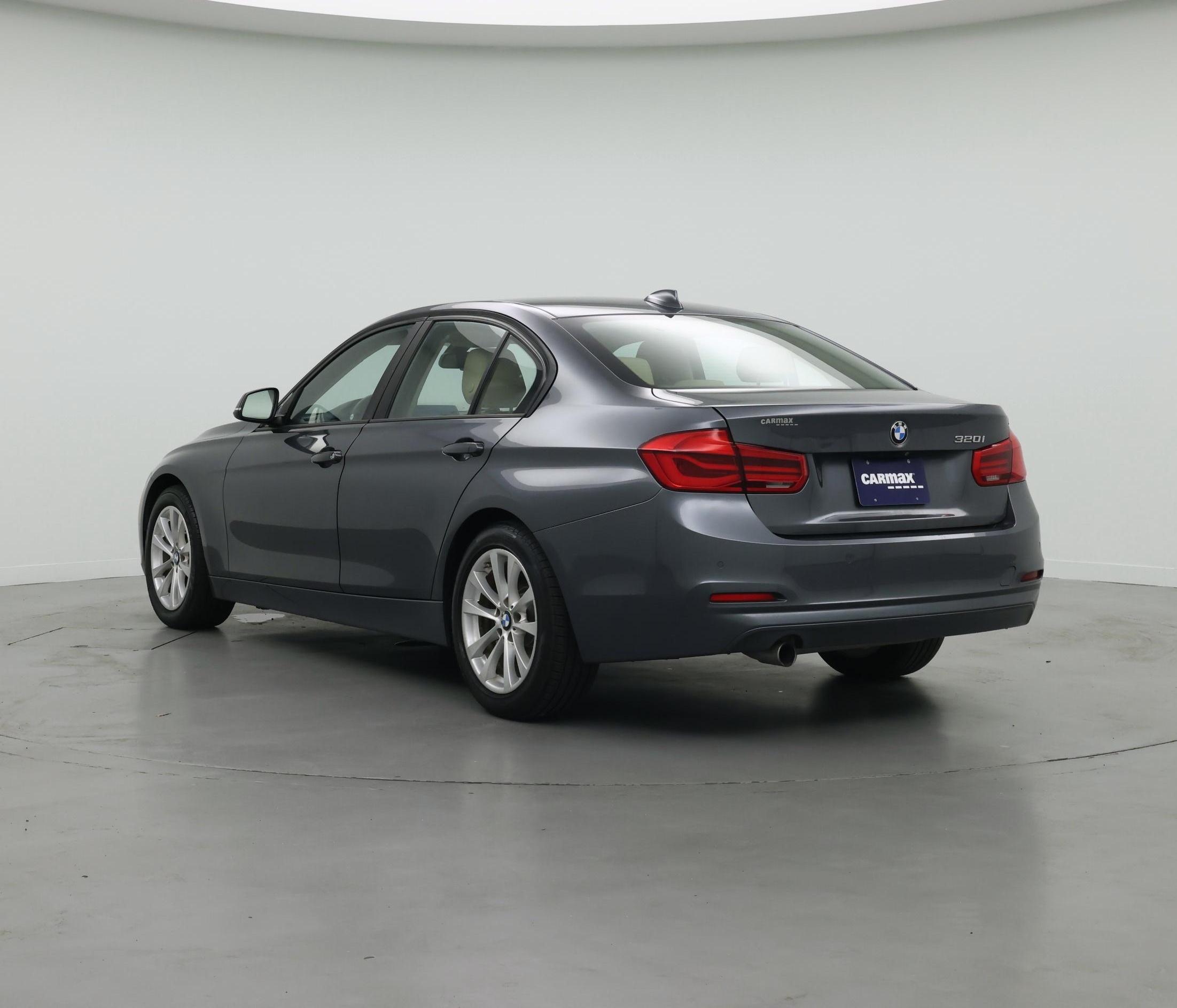 Thumbnail: 2018 BMW 3 Series - 2