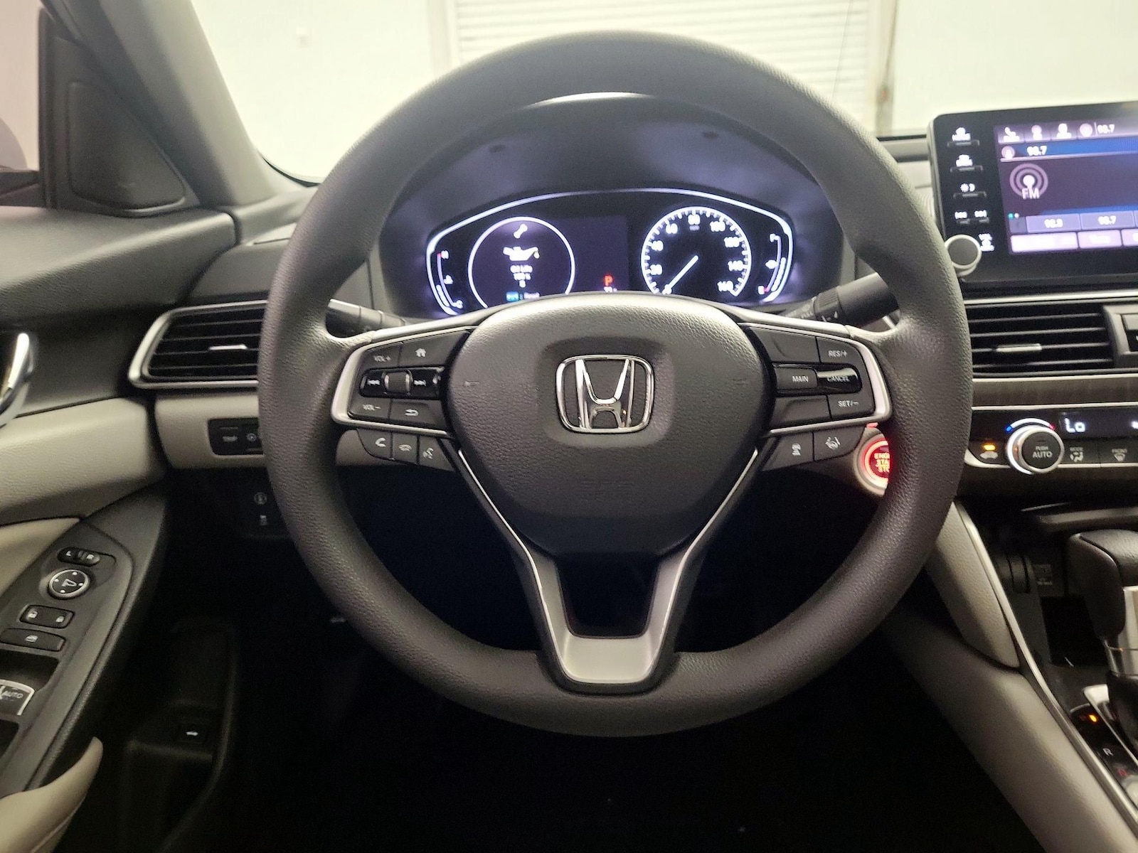 2018 Honda Accord EX - Photo 11