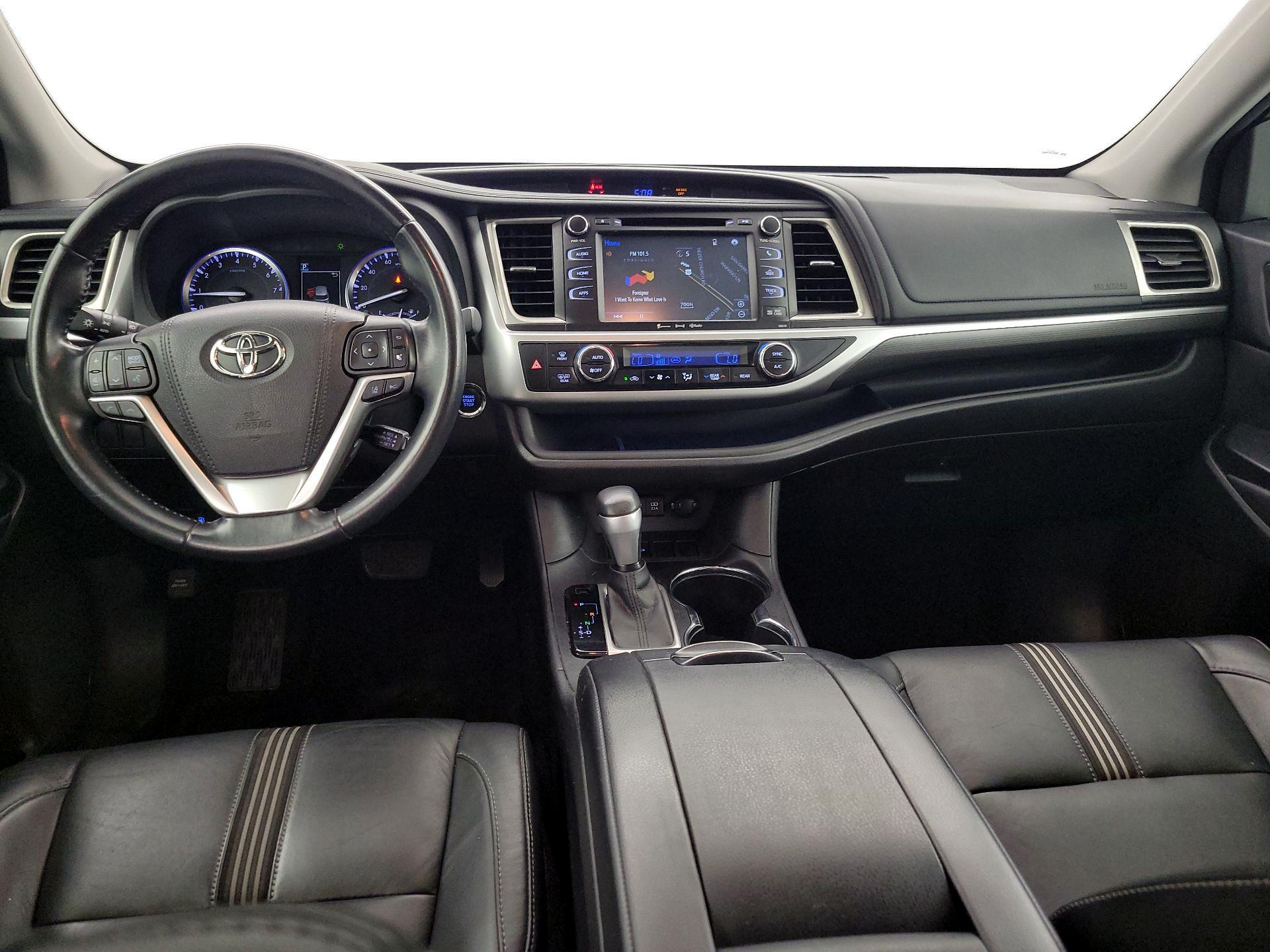 Thumbnail: 2017 Toyota Highlander - 9