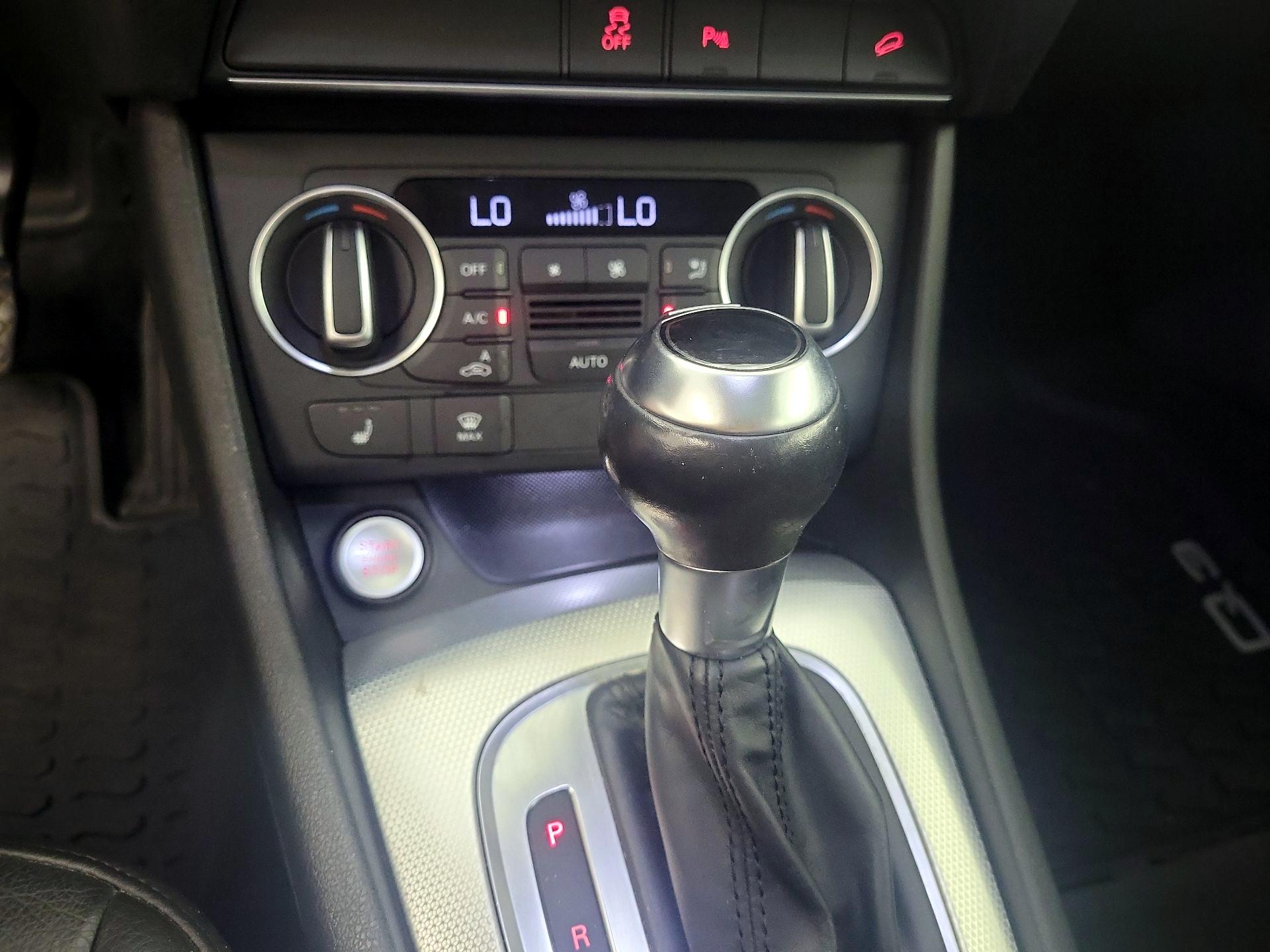 Thumbnail: 2017 Audi Q3 - 16