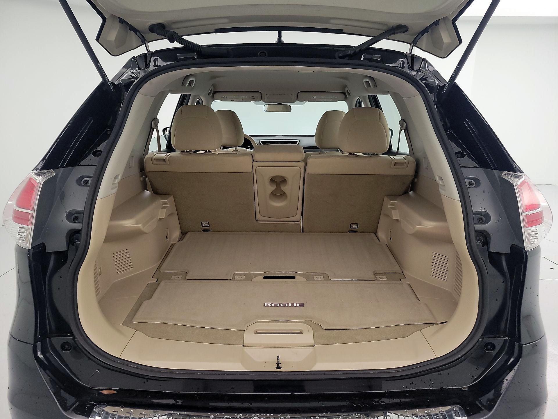 Thumbnail: 2015 Nissan Rogue - 20