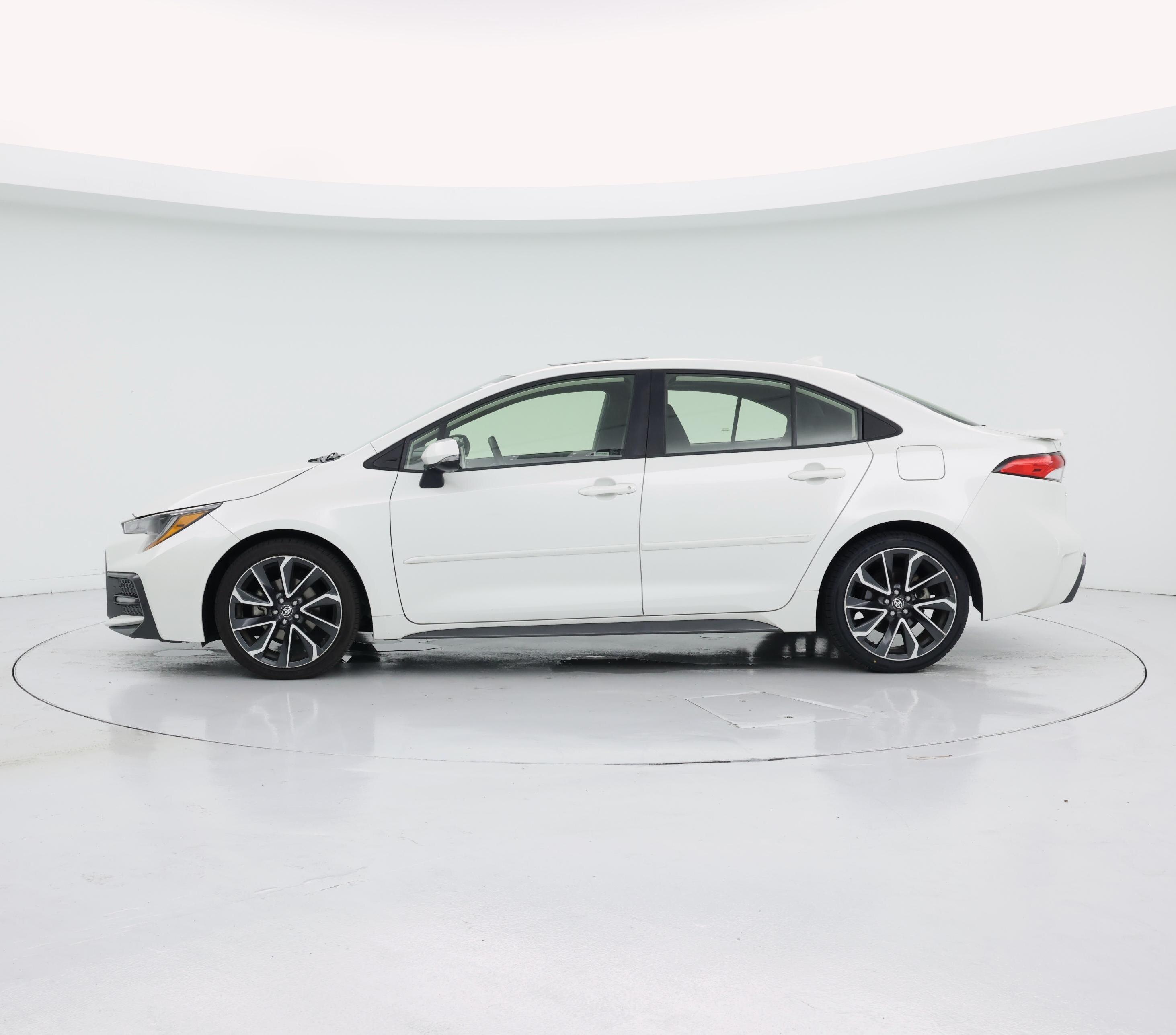 Thumbnail: 2021 Toyota Corolla - 3