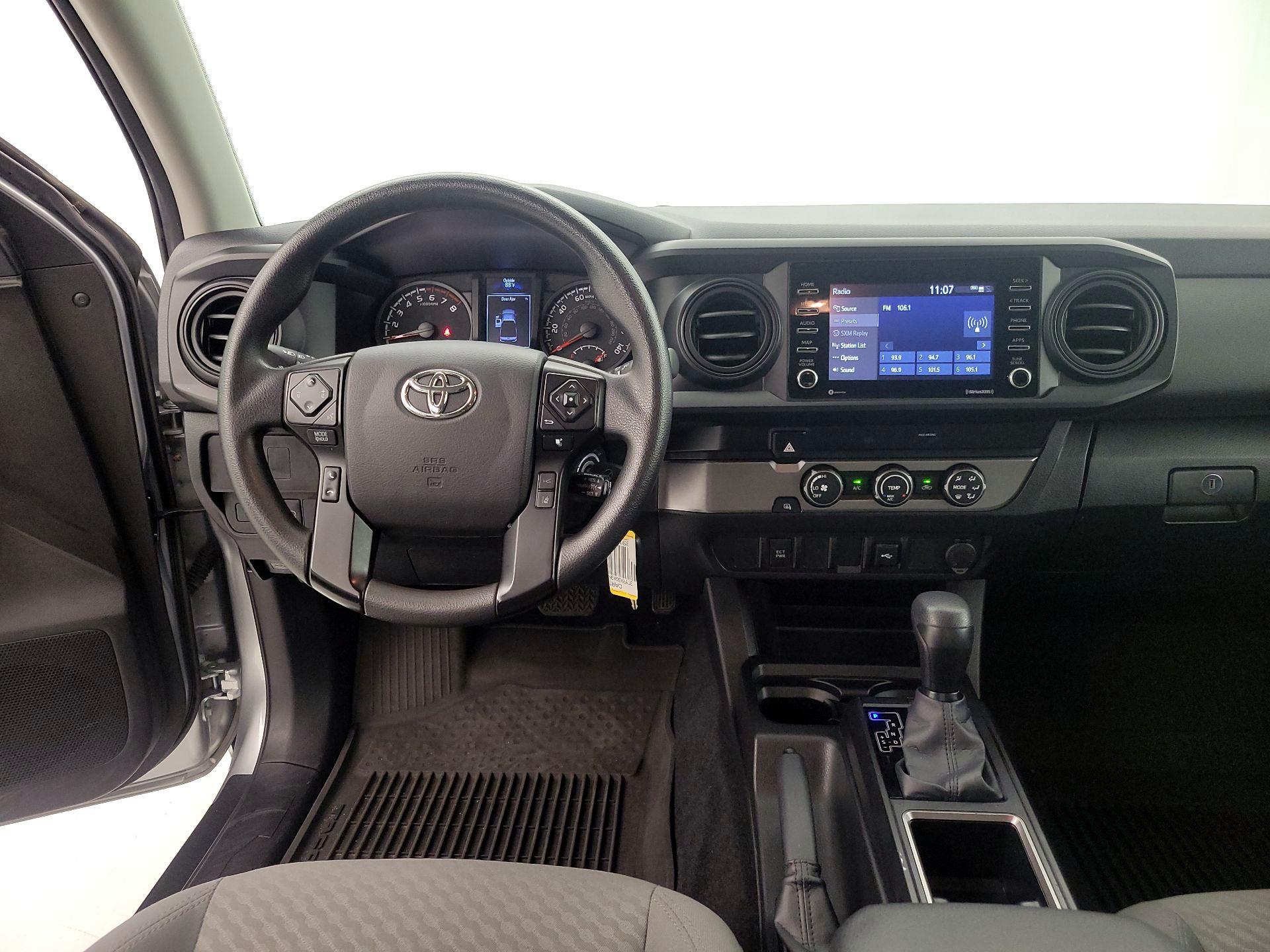 Thumbnail: 2022 Toyota Tacoma - 10