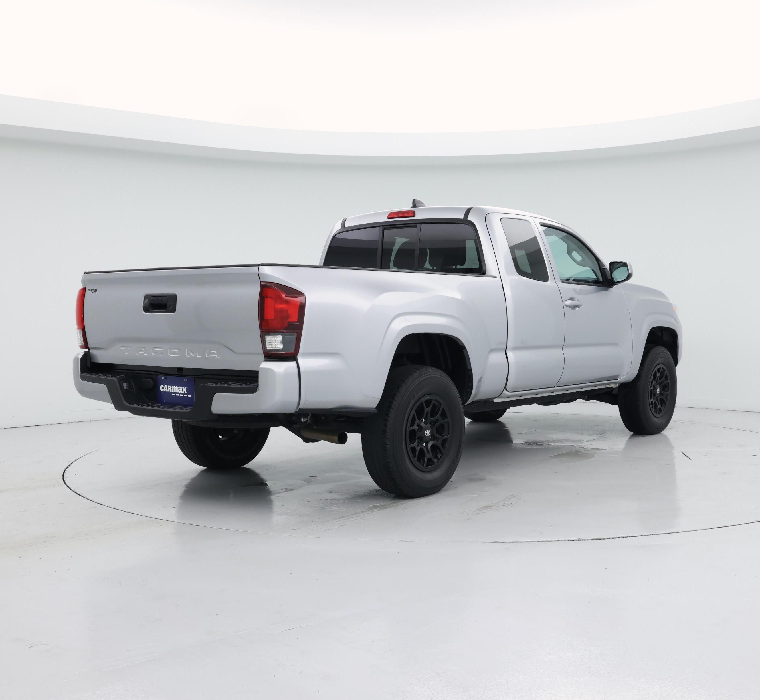 Thumbnail: 2022 Toyota Tacoma - 8