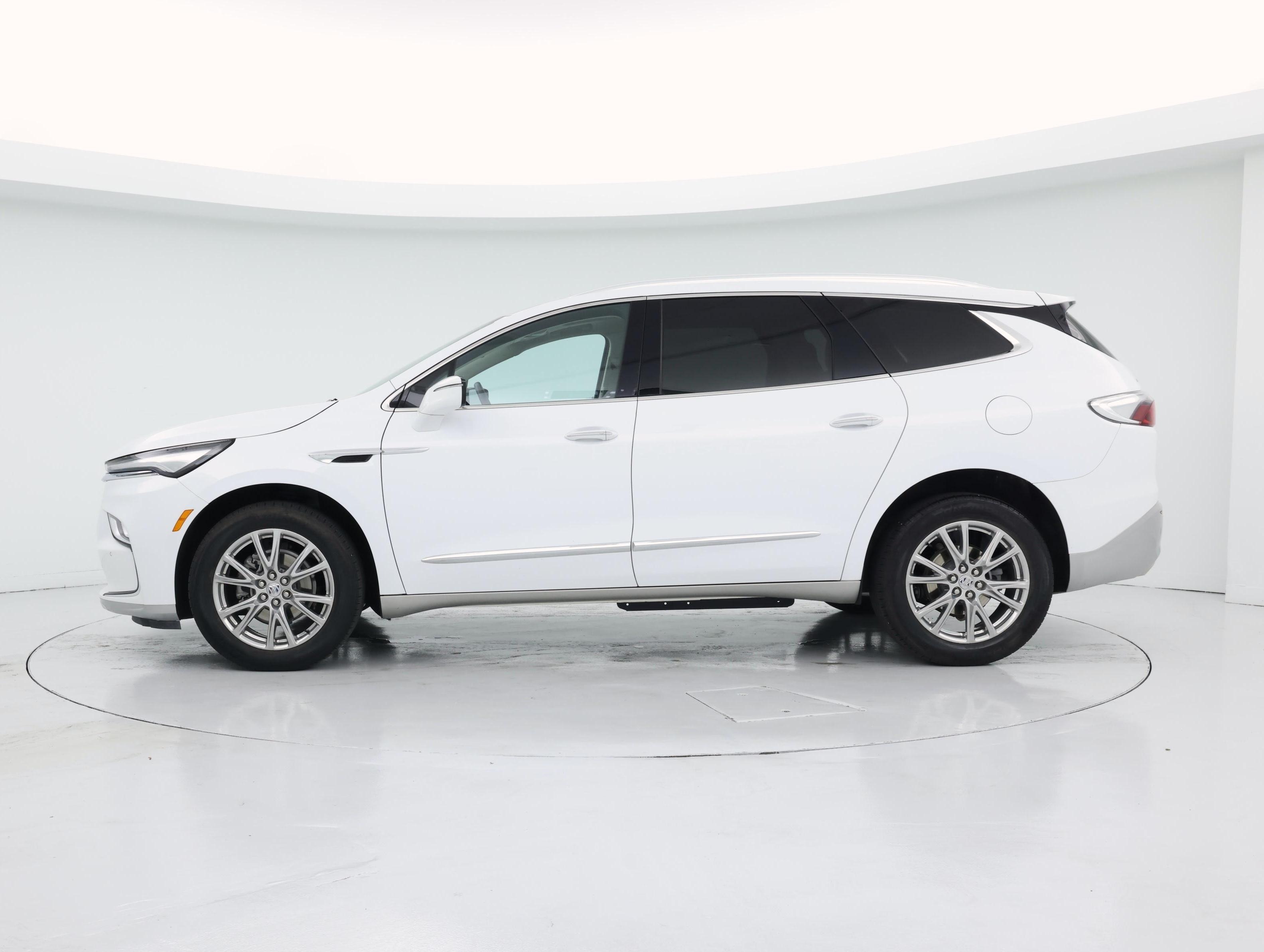 Thumbnail: 2023 Buick Enclave - 3