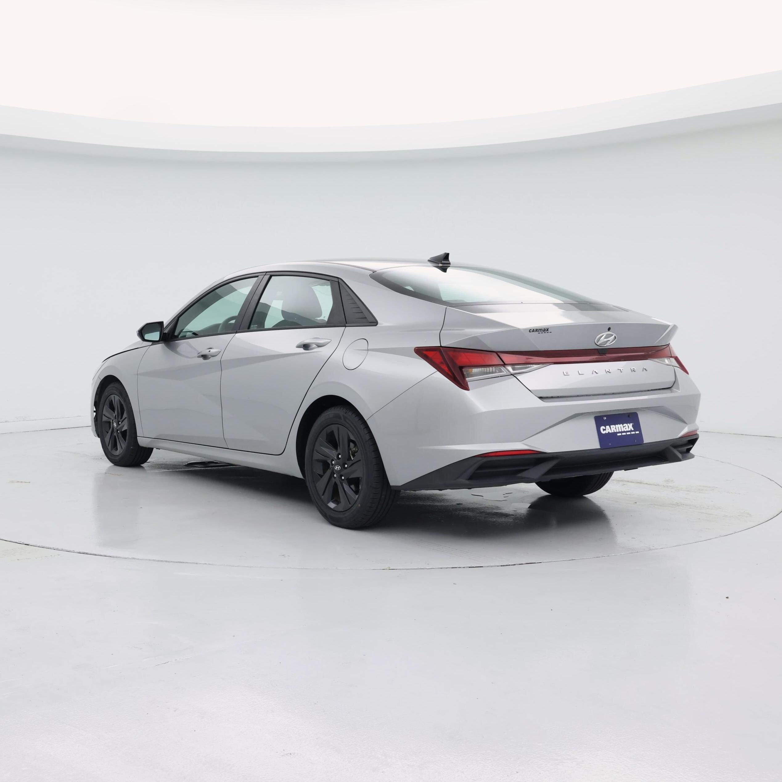 Thumbnail: 2021 Hyundai Elantra - 2