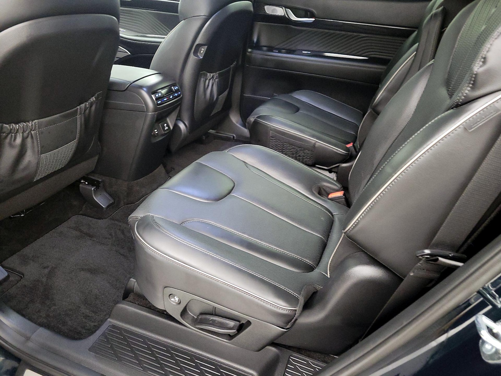 2025 Hyundai Palisade Calligraphy - Photo 22