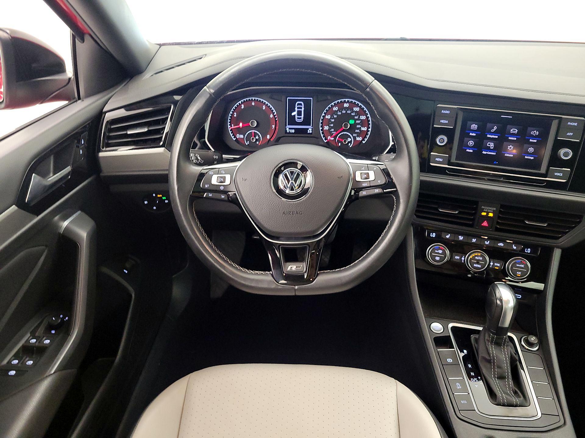 Thumbnail: 2020 Volkswagen Jetta - 10