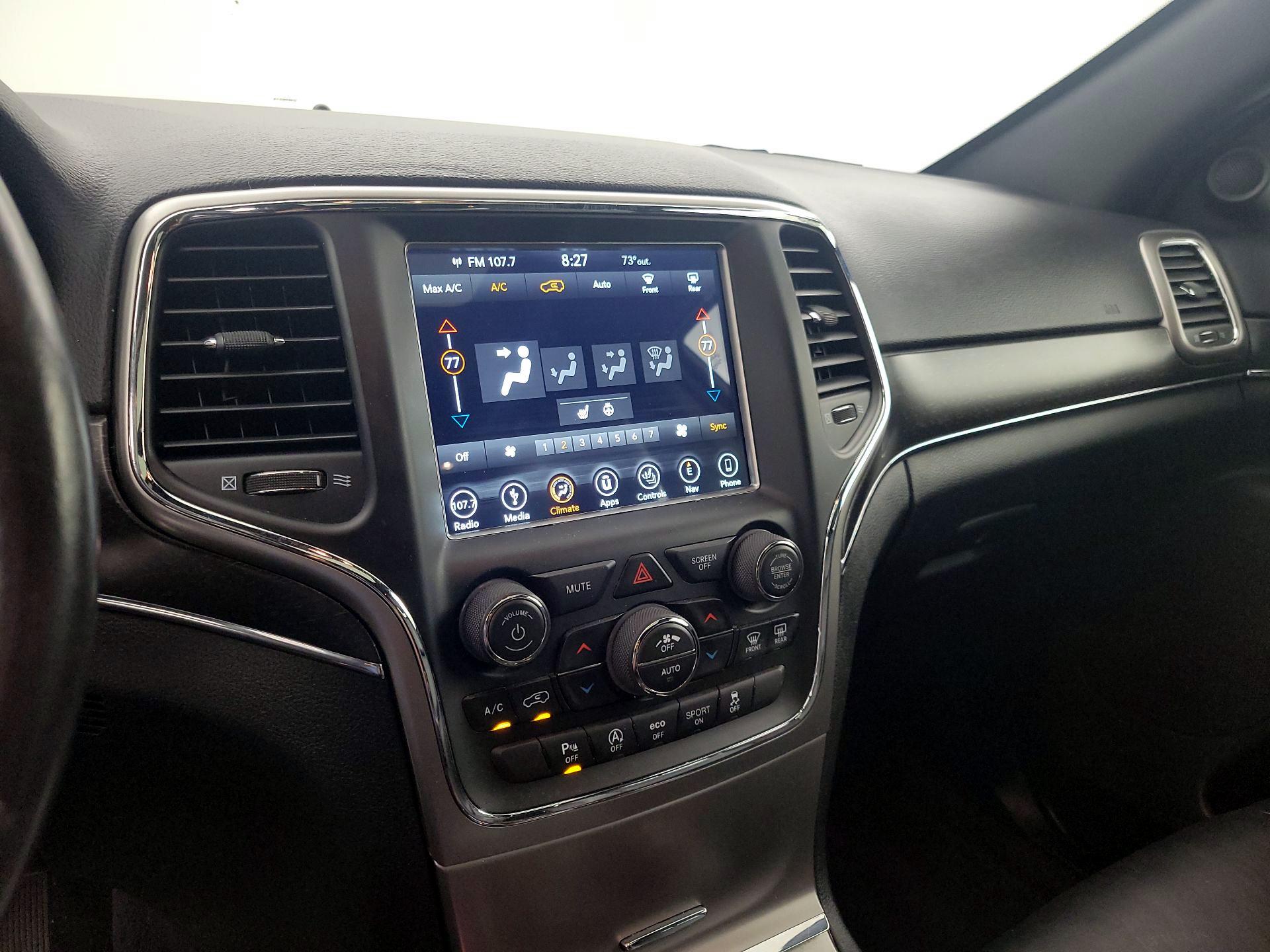 Thumbnail: 2018 Jeep Grand Cherokee - 17