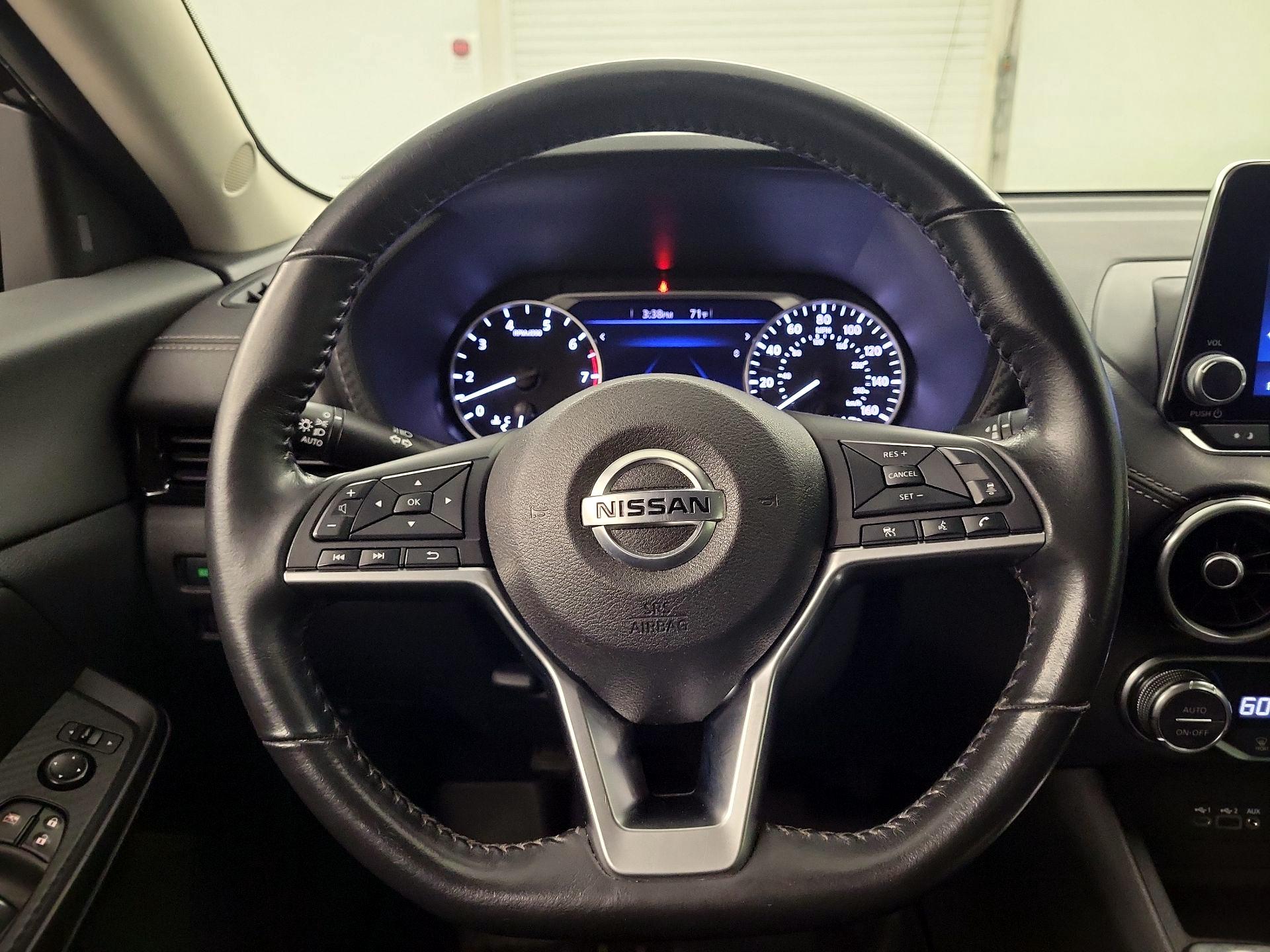 Thumbnail: 2021 Nissan Sentra - 10