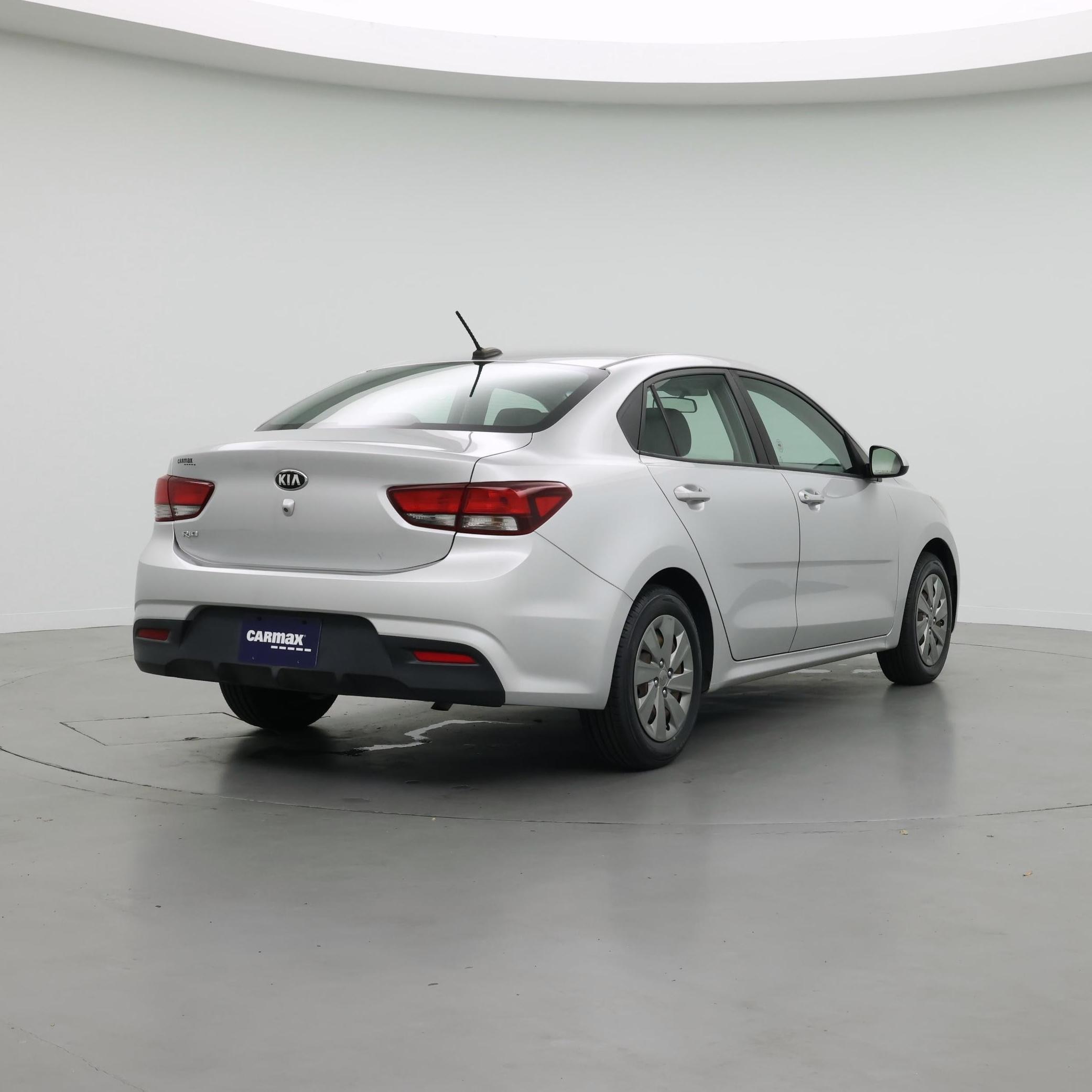 Thumbnail: 2020 Kia Rio - 8