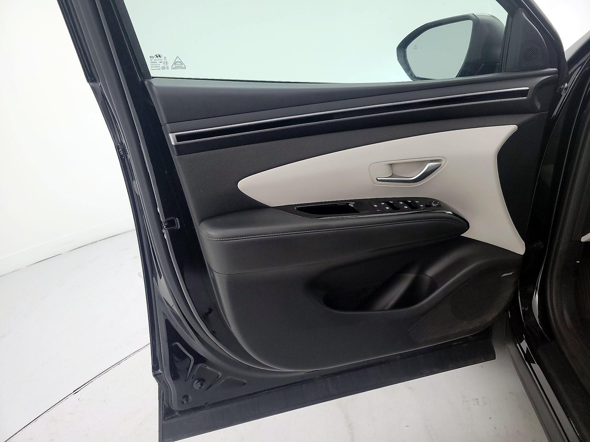 Thumbnail: 2022 Hyundai Tucson - 12