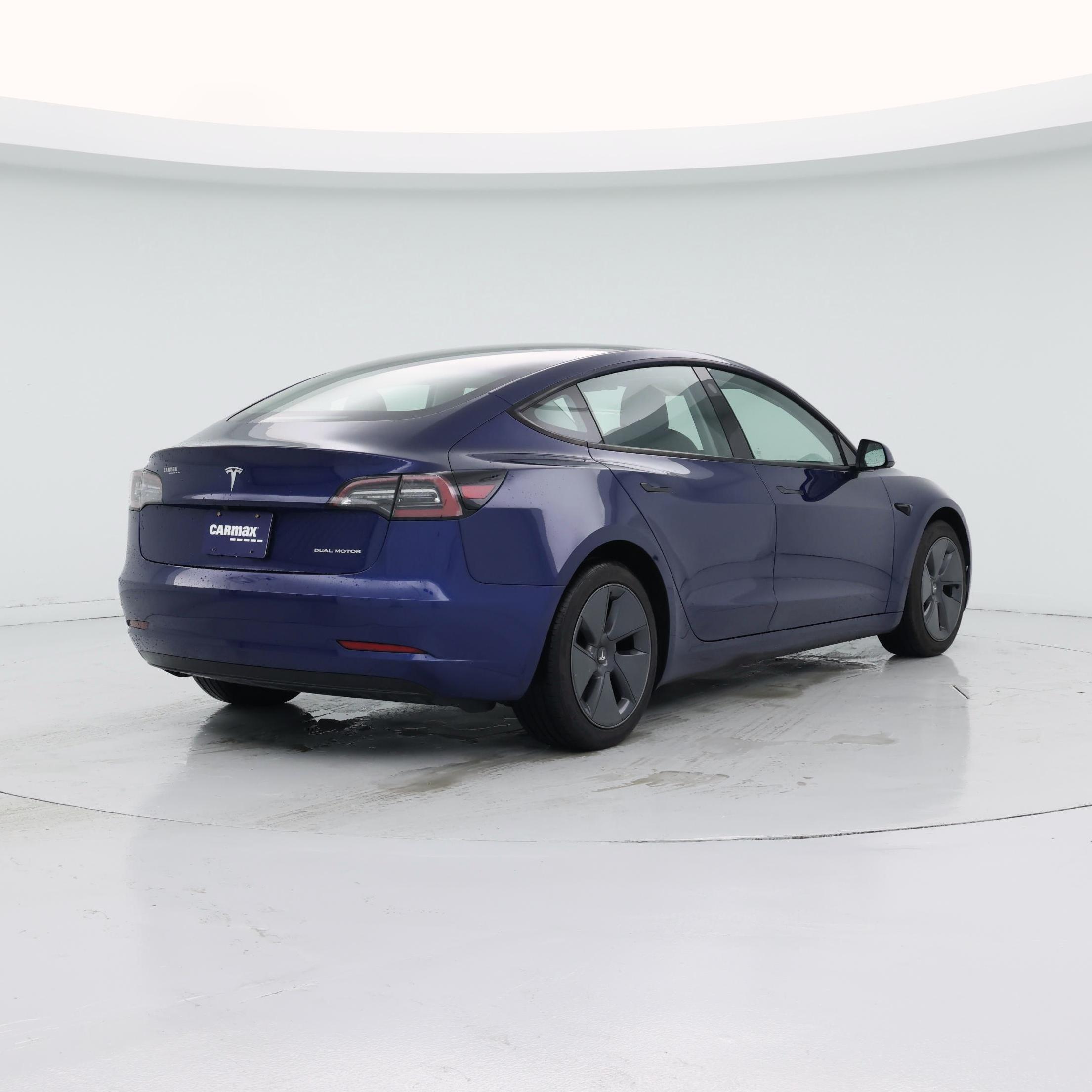 Thumbnail: 2023 Tesla Model 3 - 8