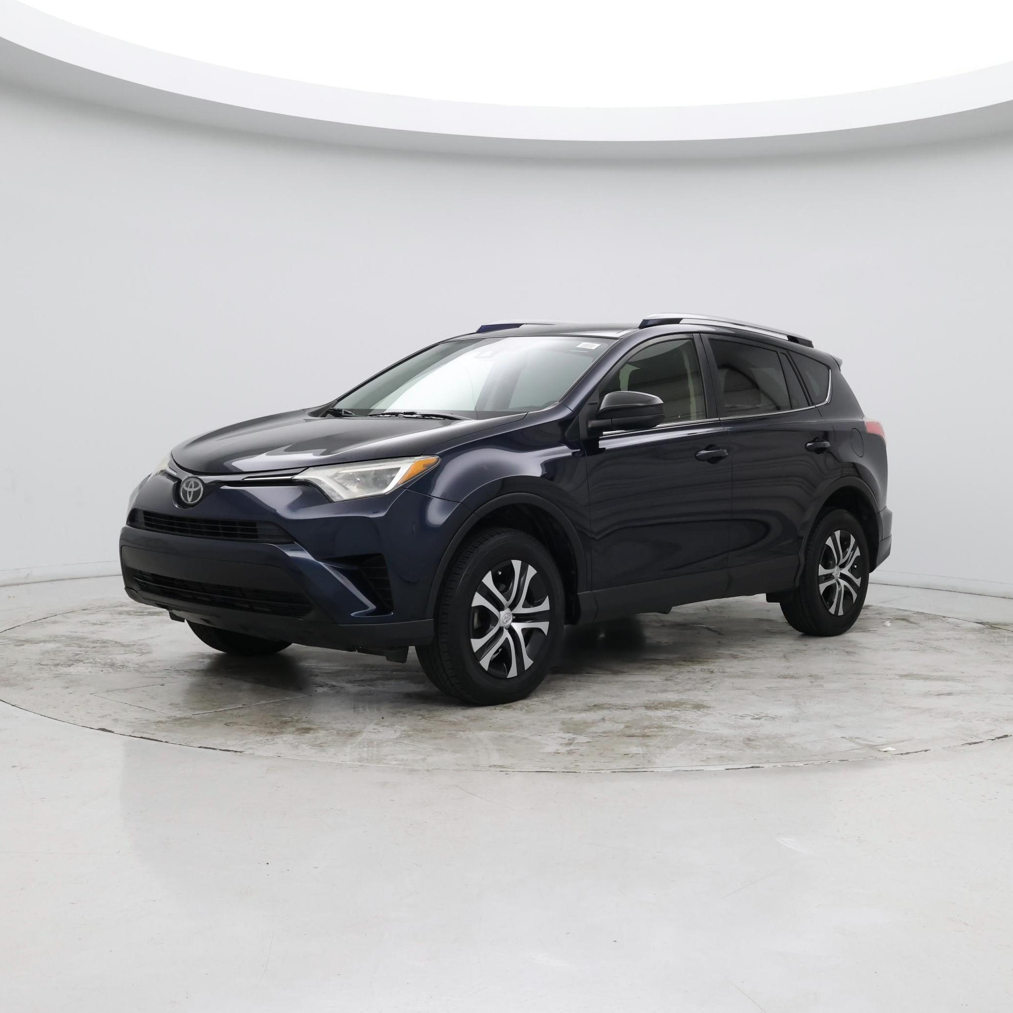 Thumbnail: 2017 Toyota RAV4 - 3