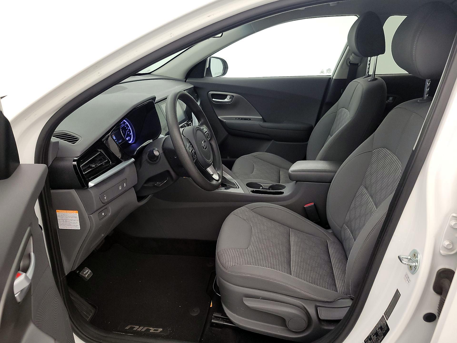 Thumbnail: 2021 Kia Niro - 11