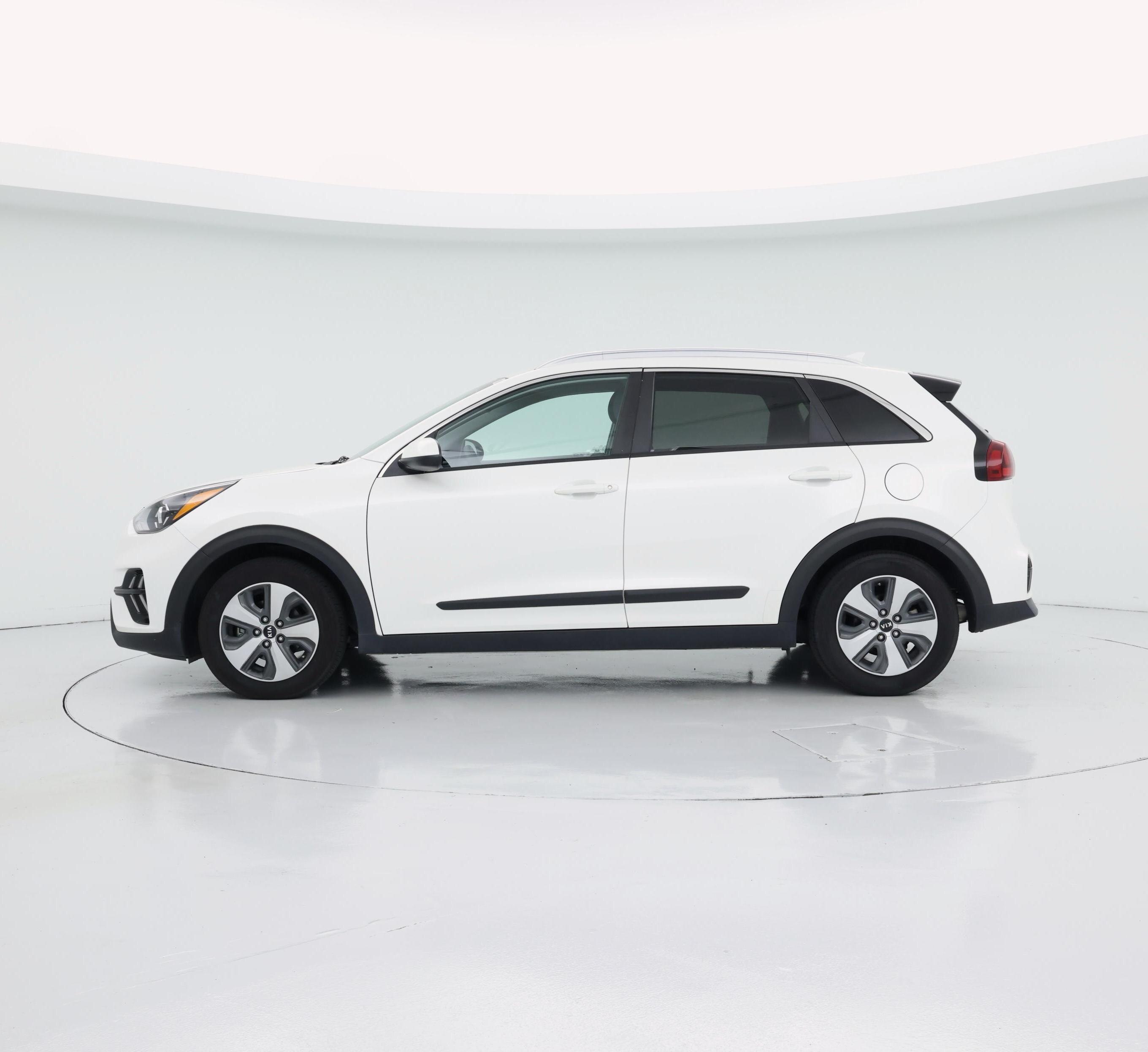 Thumbnail: 2021 Kia Niro - 3
