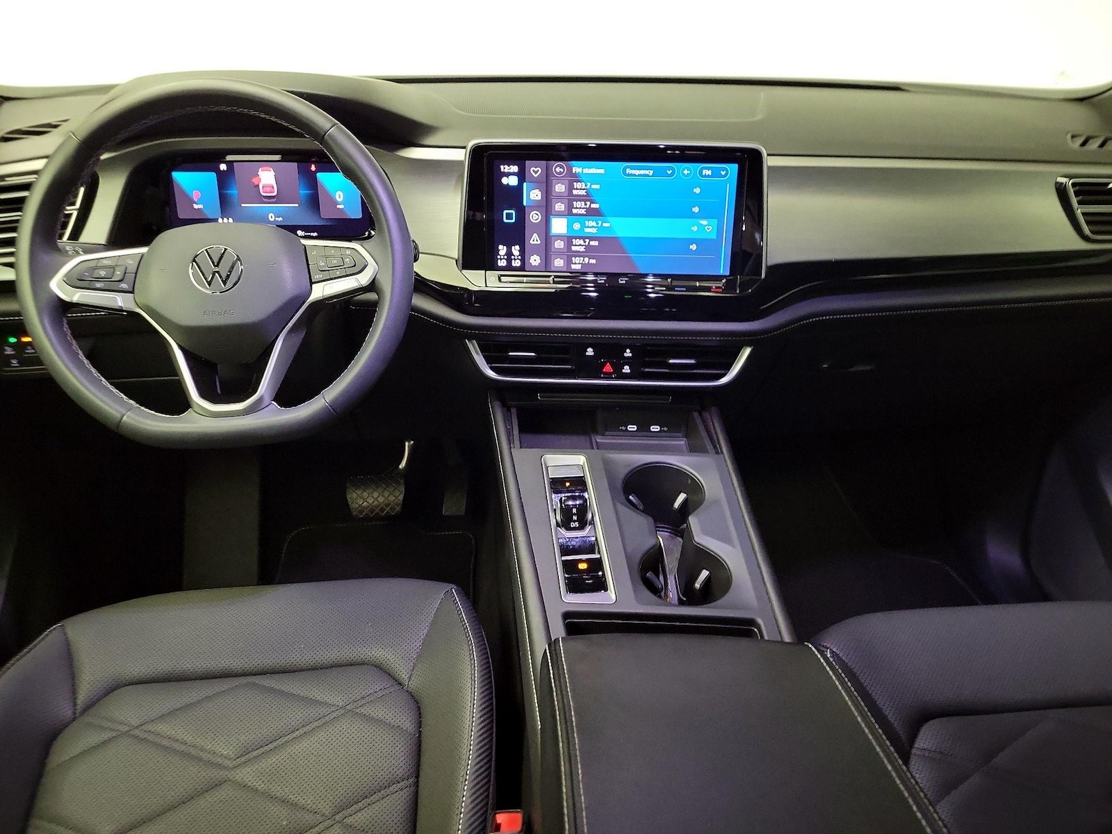 2024 Volkswagen Atlas Cross Sport SE - Photo 10