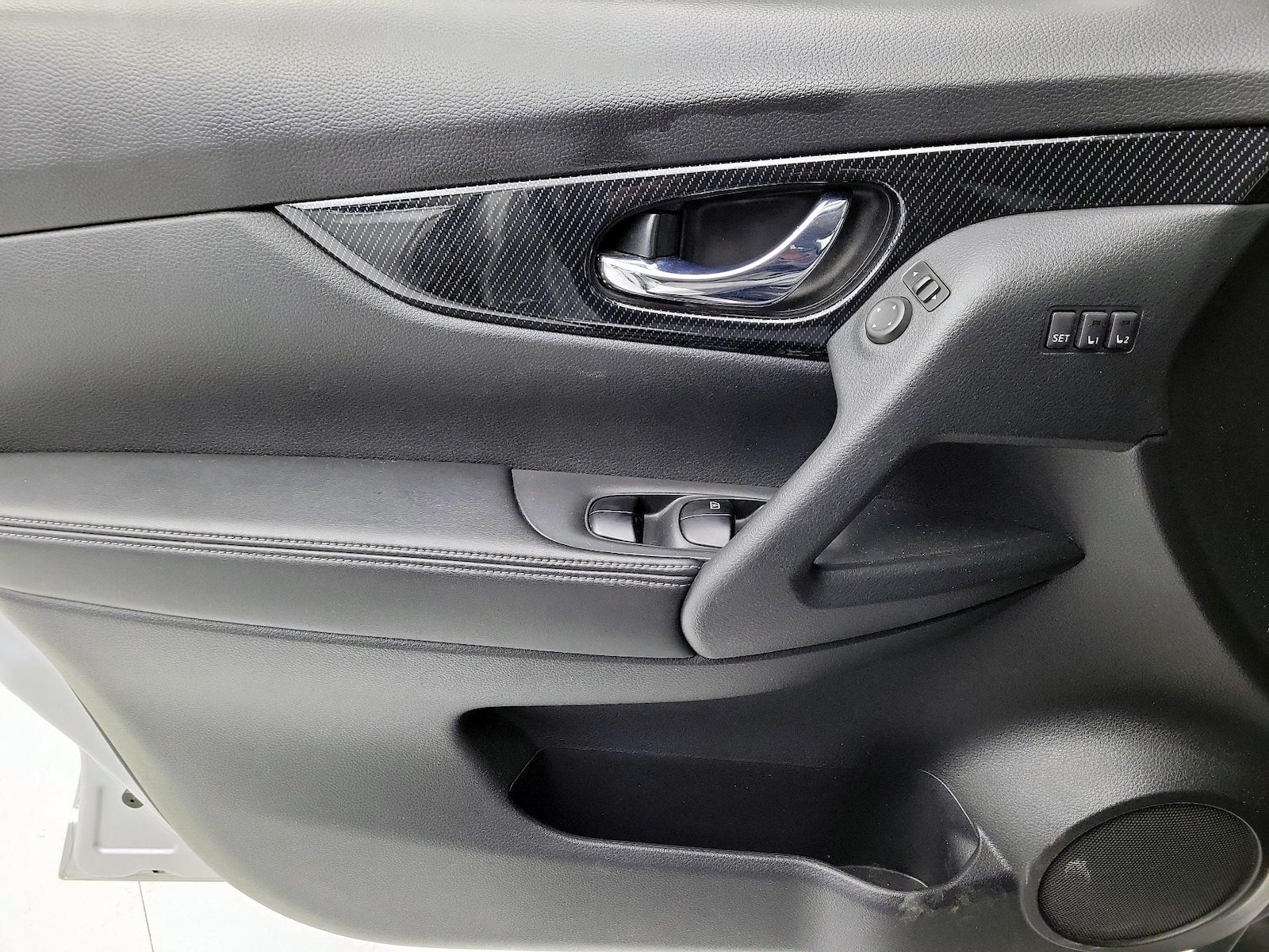 2017 Nissan Rogue SL - Photo 13