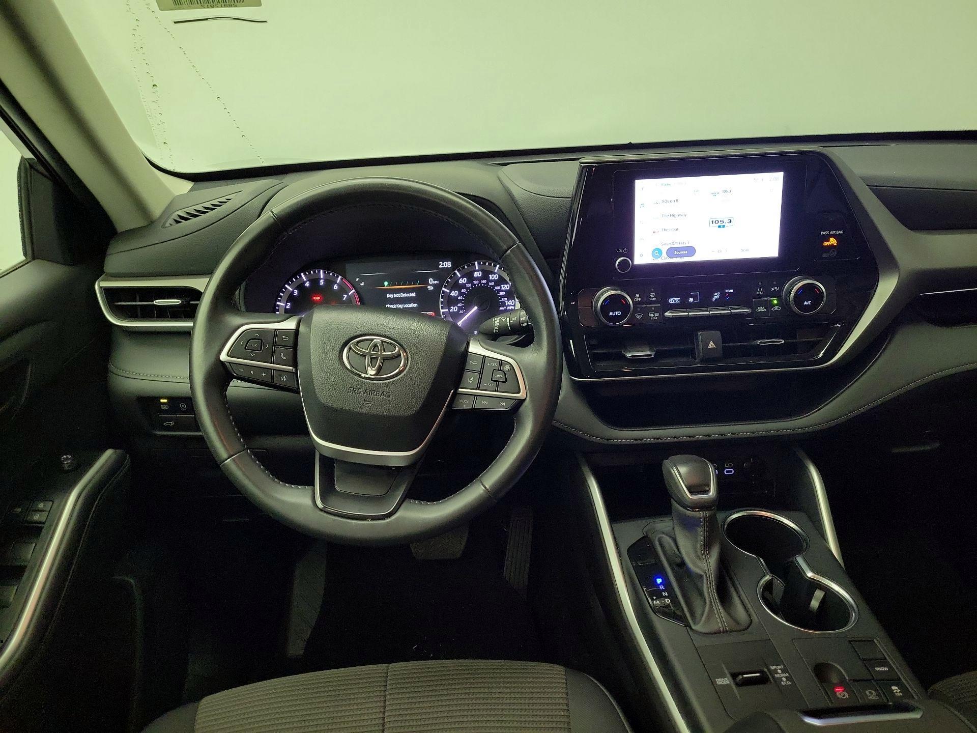 Thumbnail: 2025 Toyota Highlander - 10