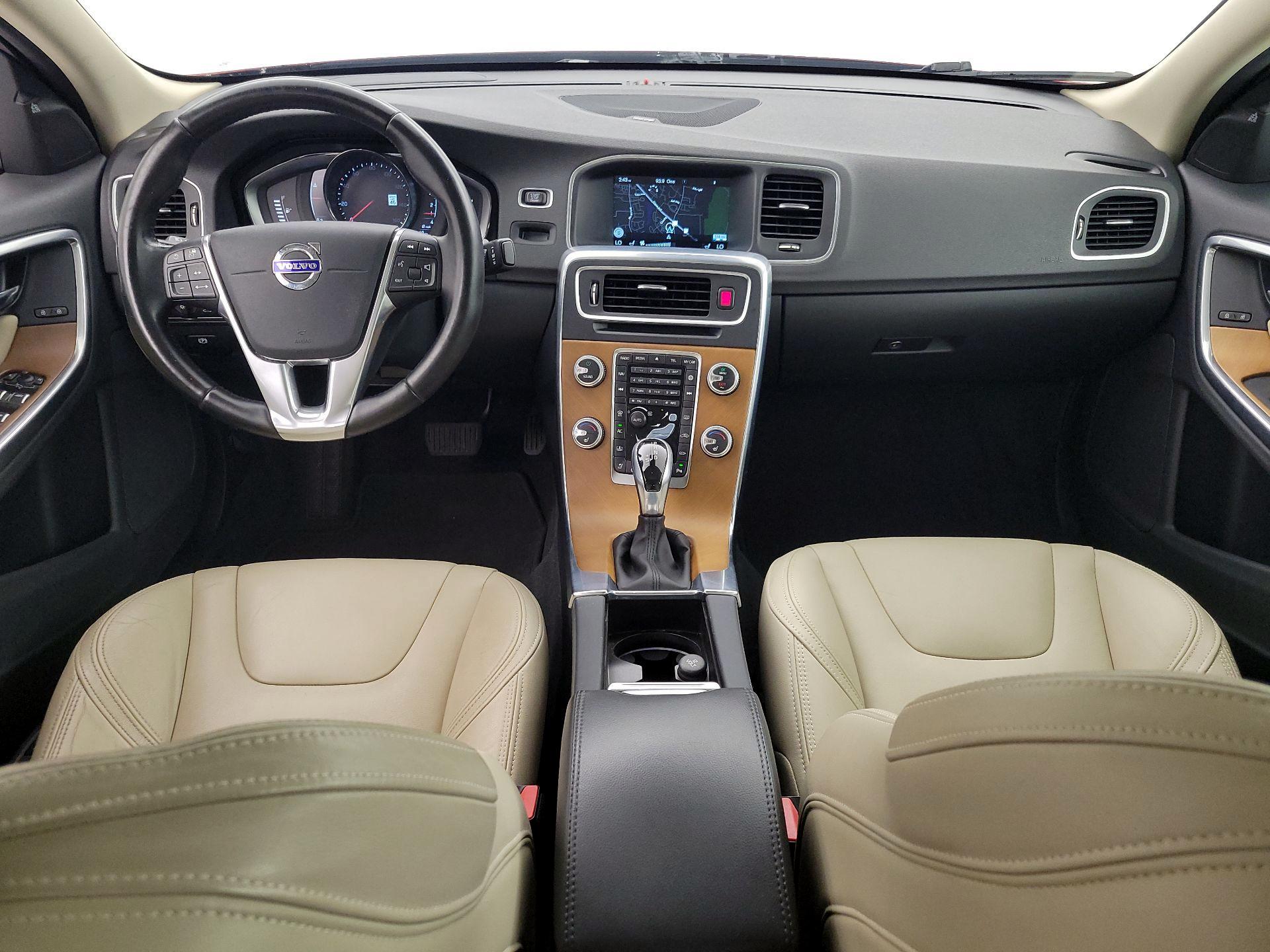 Thumbnail: 2016 Volvo S60 - 9