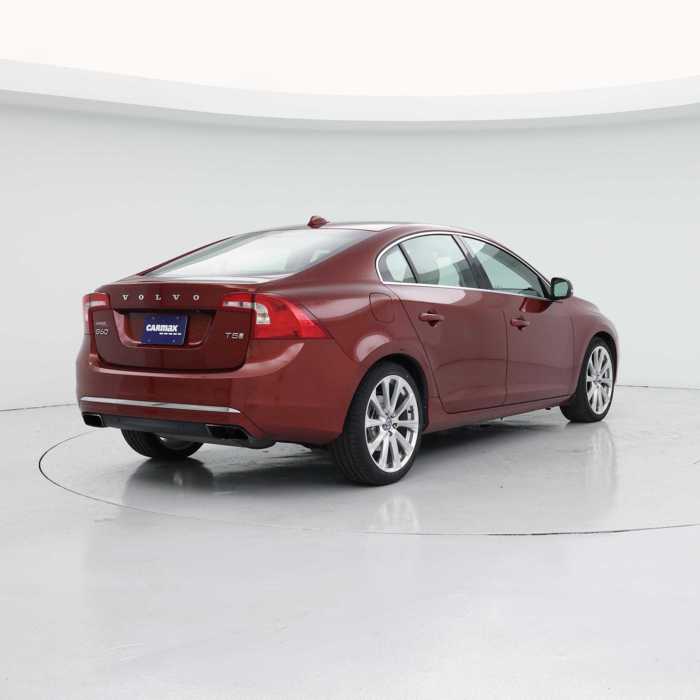 Thumbnail: 2016 Volvo S60 - 8
