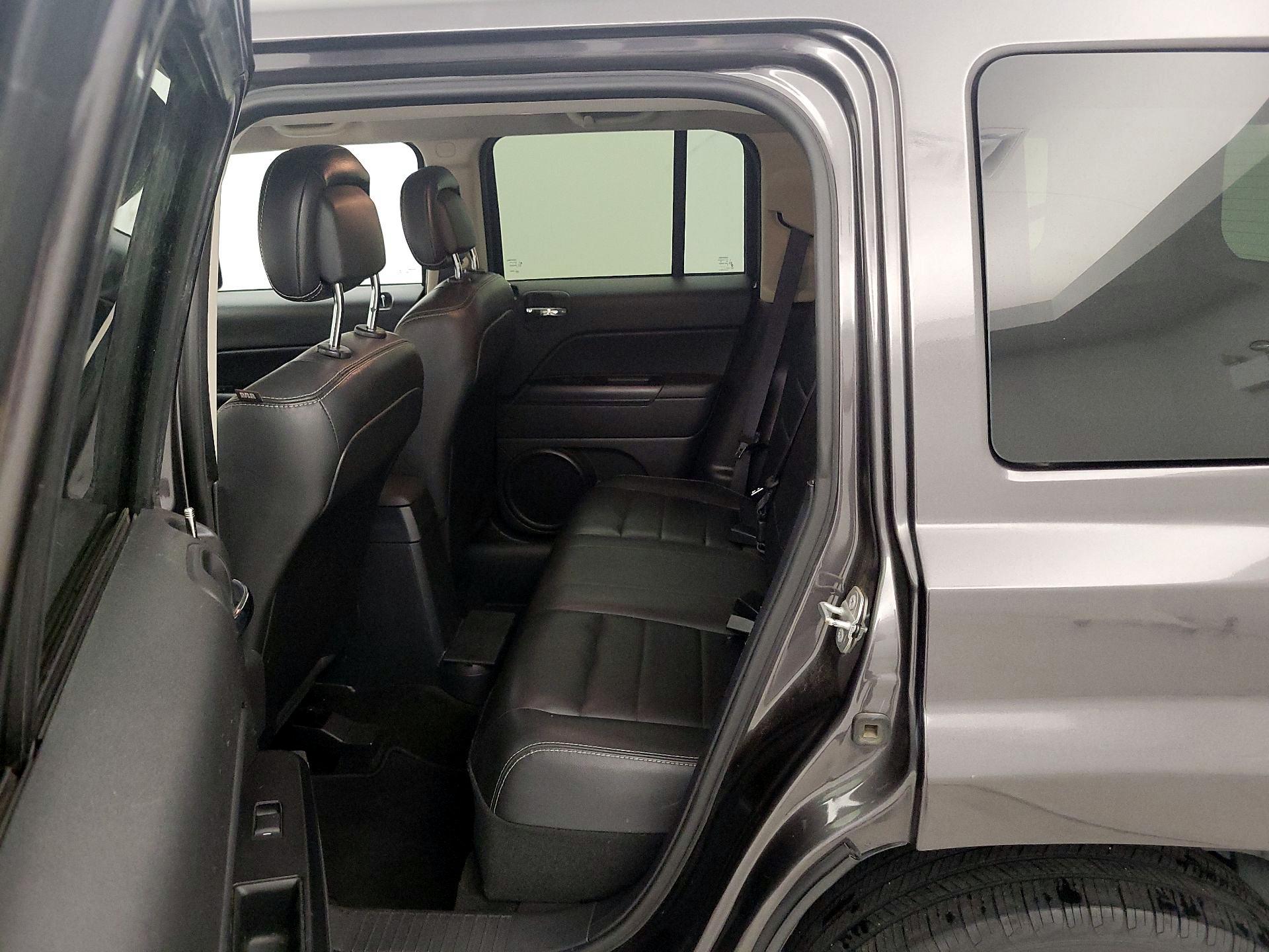 Thumbnail: 2016 Jeep Patriot - 19