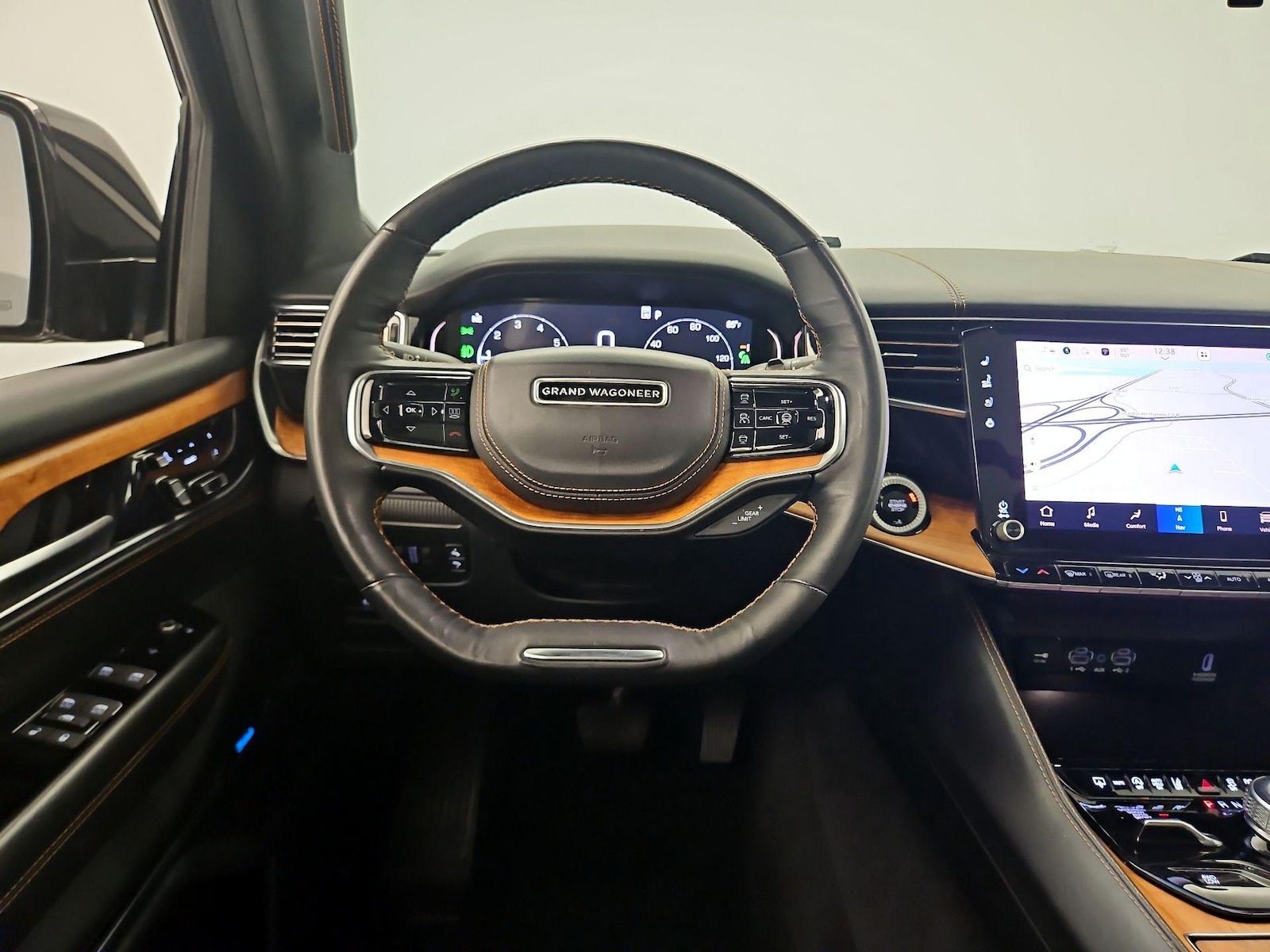 2024 Jeep Grand Wagoneer L Series III - Photo 11