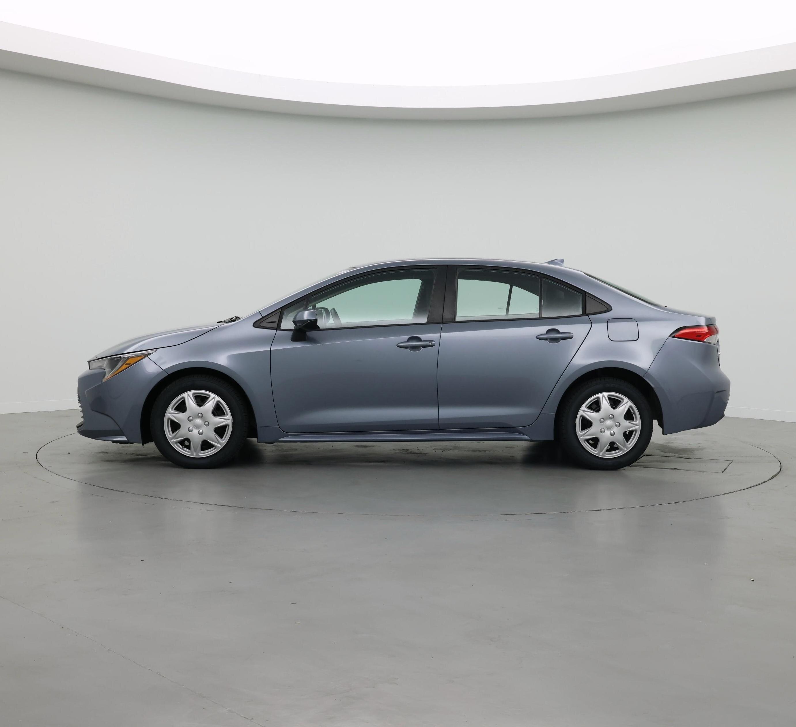 Thumbnail: 2023 Toyota Corolla - 3
