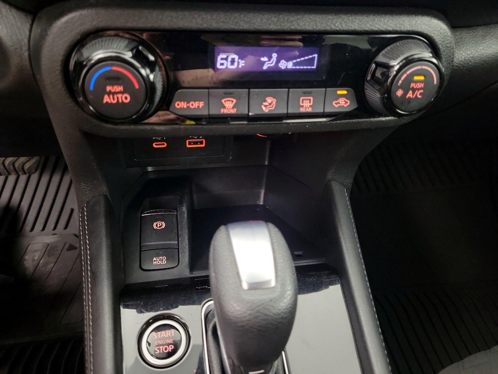 Thumbnail: 2021 Nissan Kicks - 15