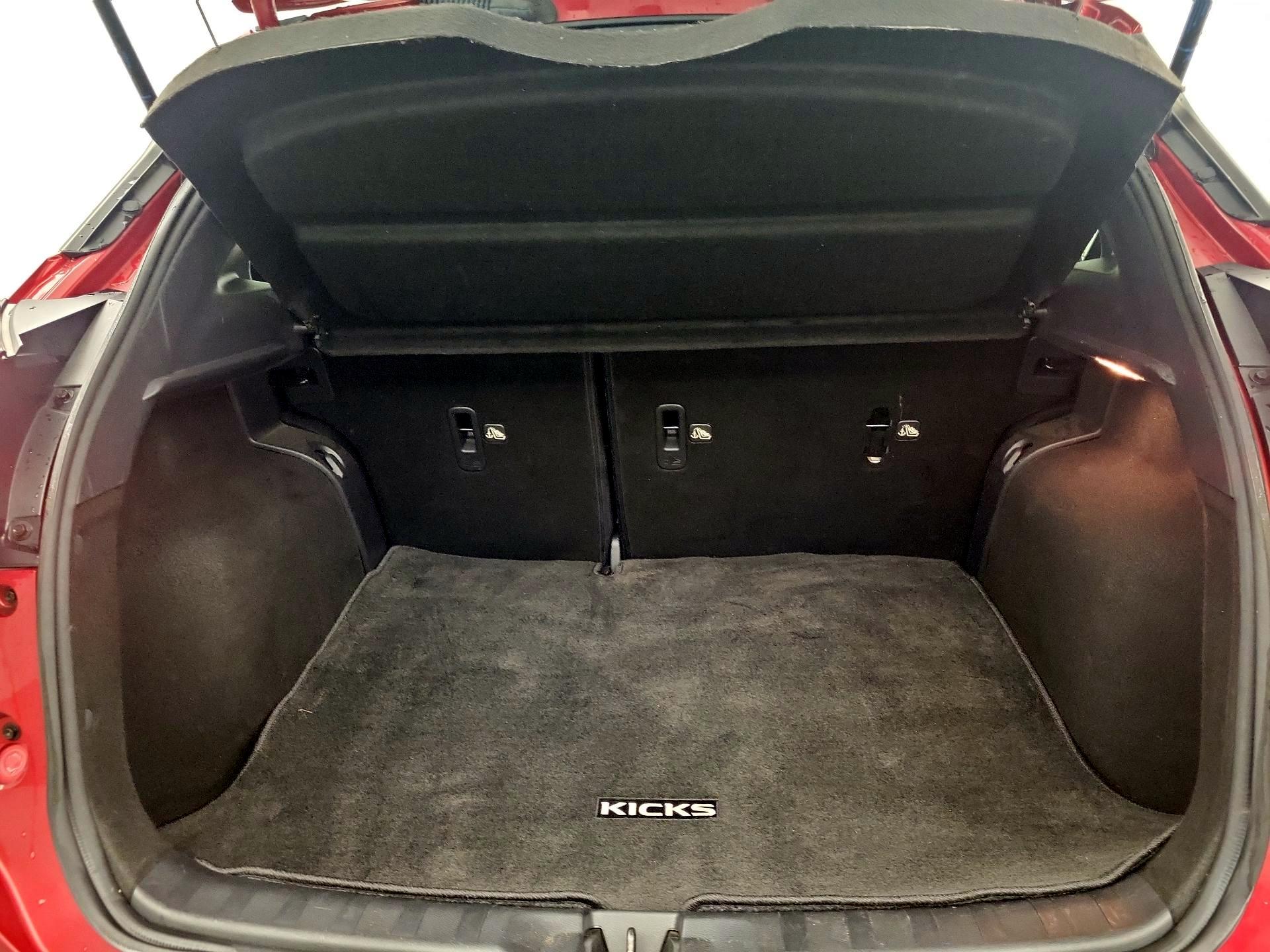 Thumbnail: 2021 Nissan Kicks - 19