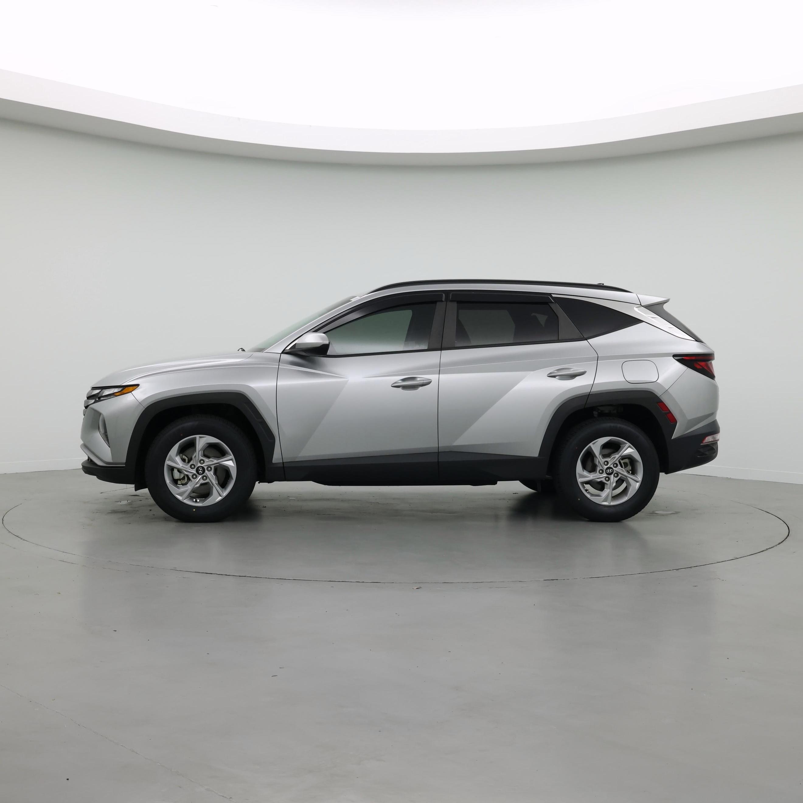 Thumbnail: 2024 Hyundai Tucson - 3