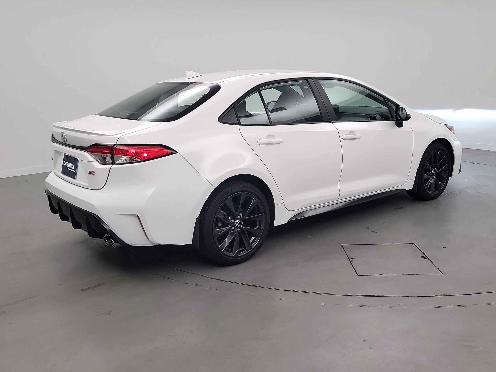Thumbnail: 2024 Toyota Corolla - 5