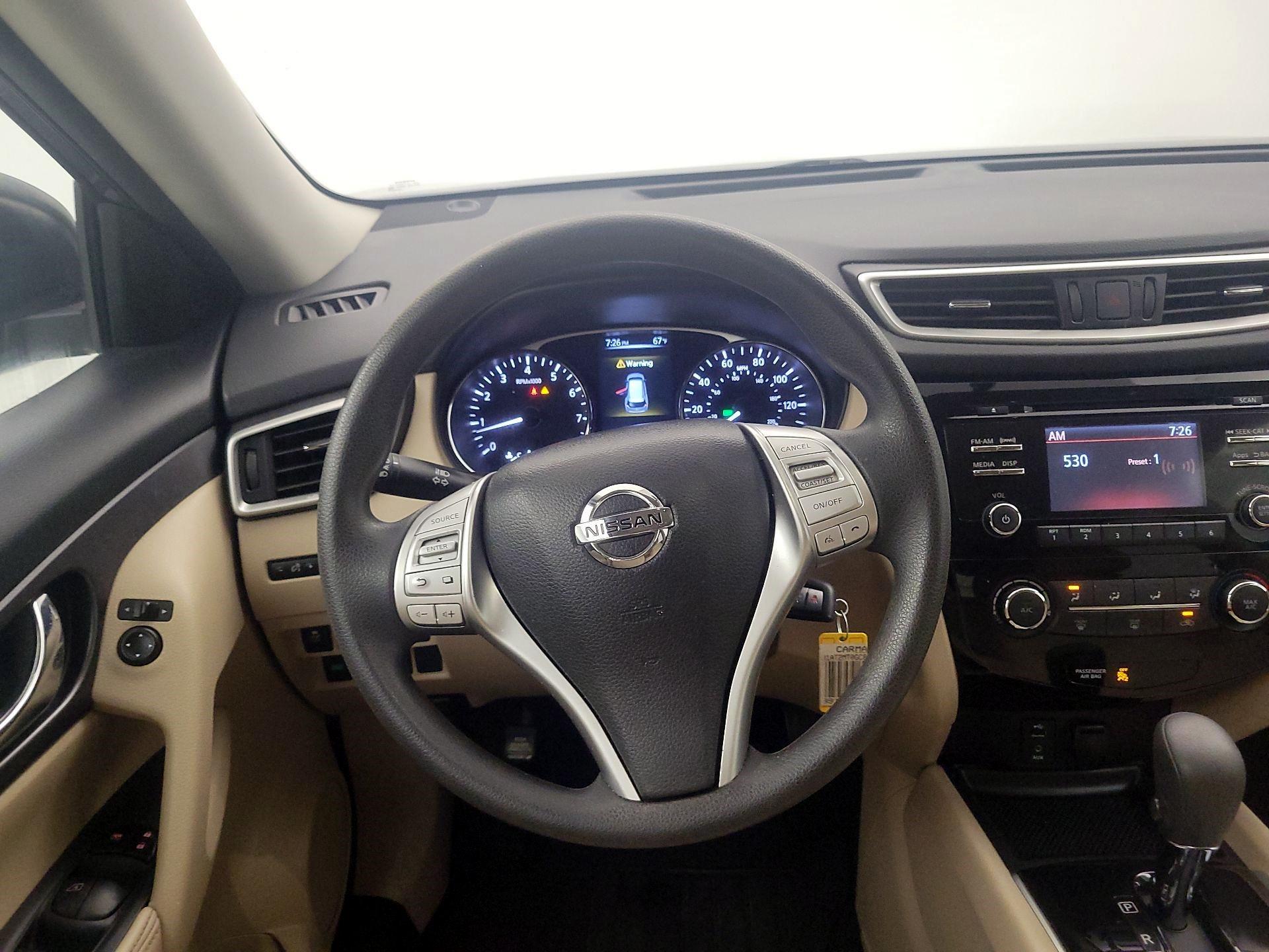 Thumbnail: 2016 Nissan Rogue - 10