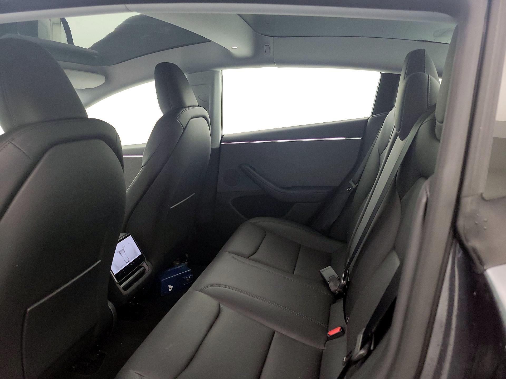 Thumbnail: 2025 Tesla Model 3 - 19