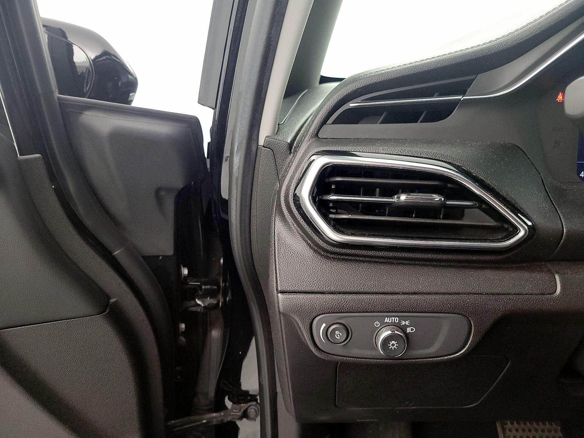 Thumbnail: 2023 Chevrolet Bolt EV - 13