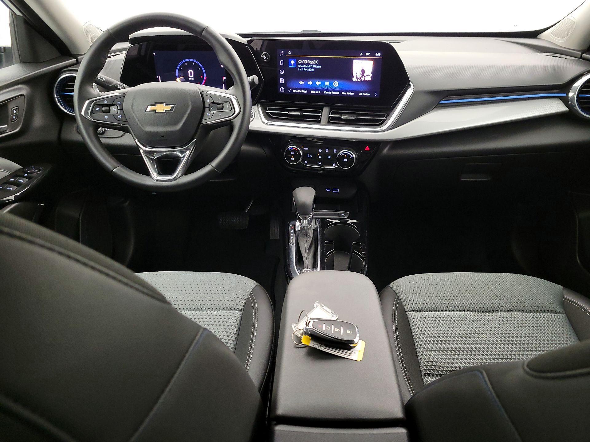 Thumbnail: 2025 Chevrolet Trax - 9