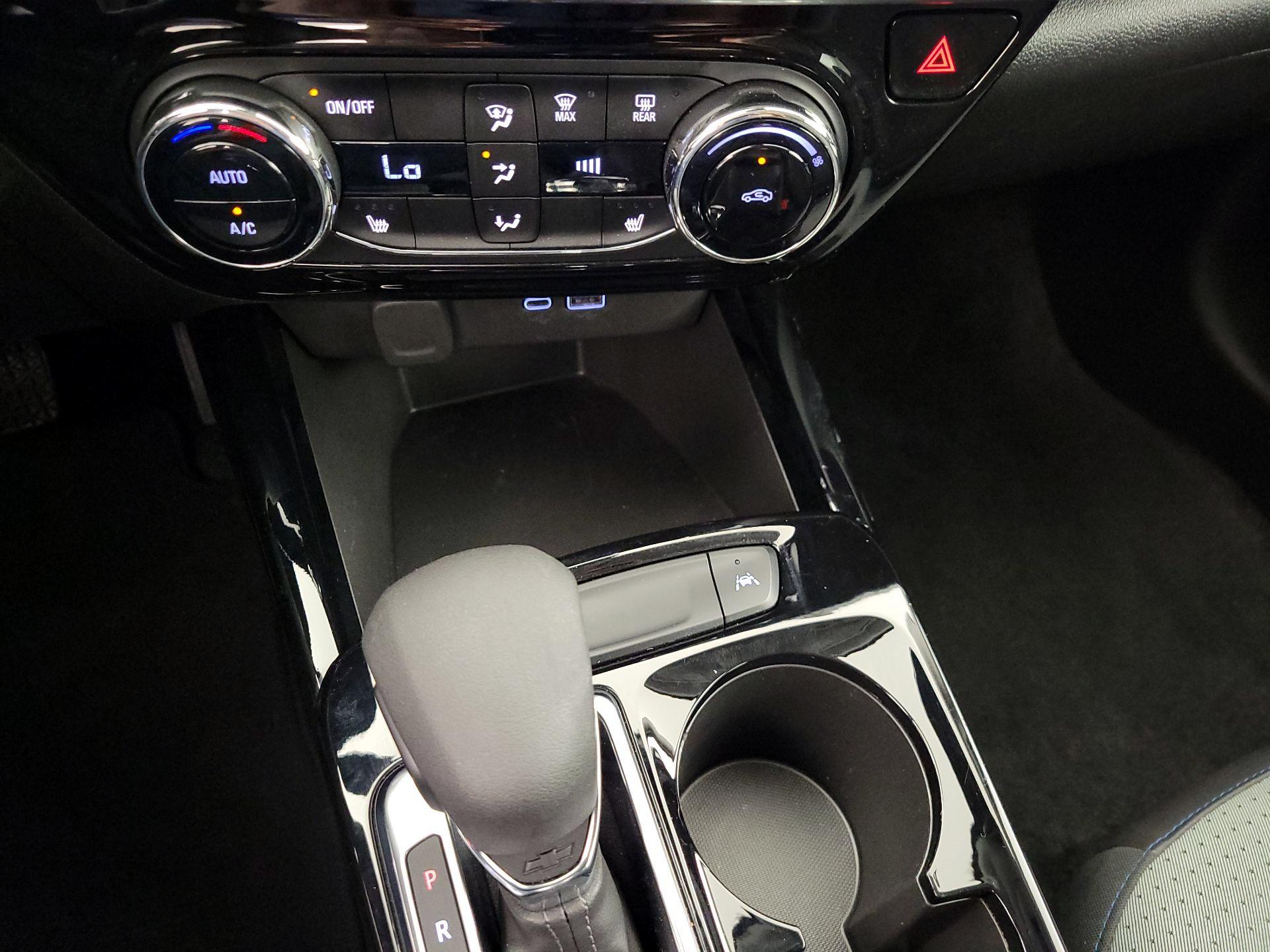 Thumbnail: 2025 Chevrolet Trax - 16