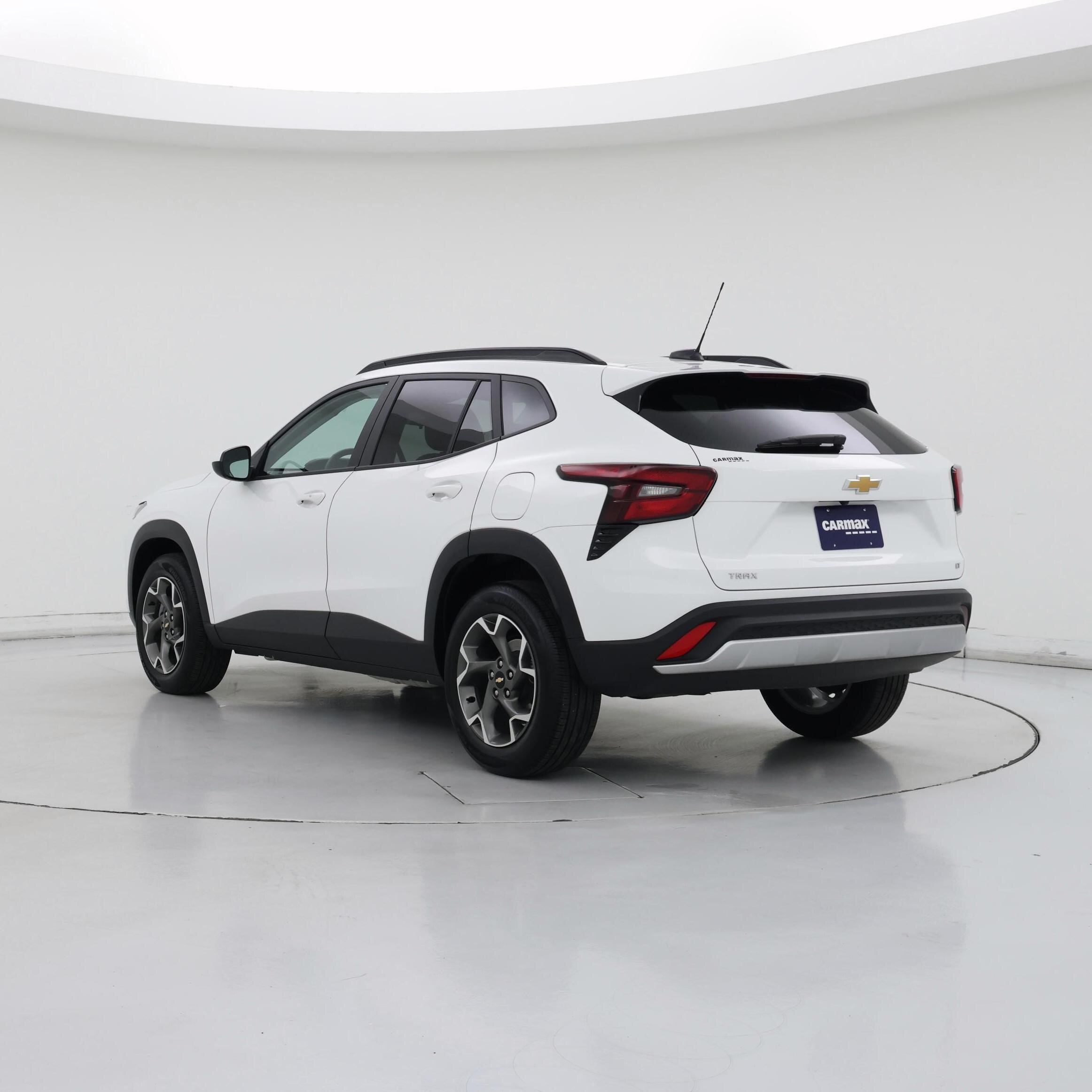 Thumbnail: 2025 Chevrolet Trax - 2
