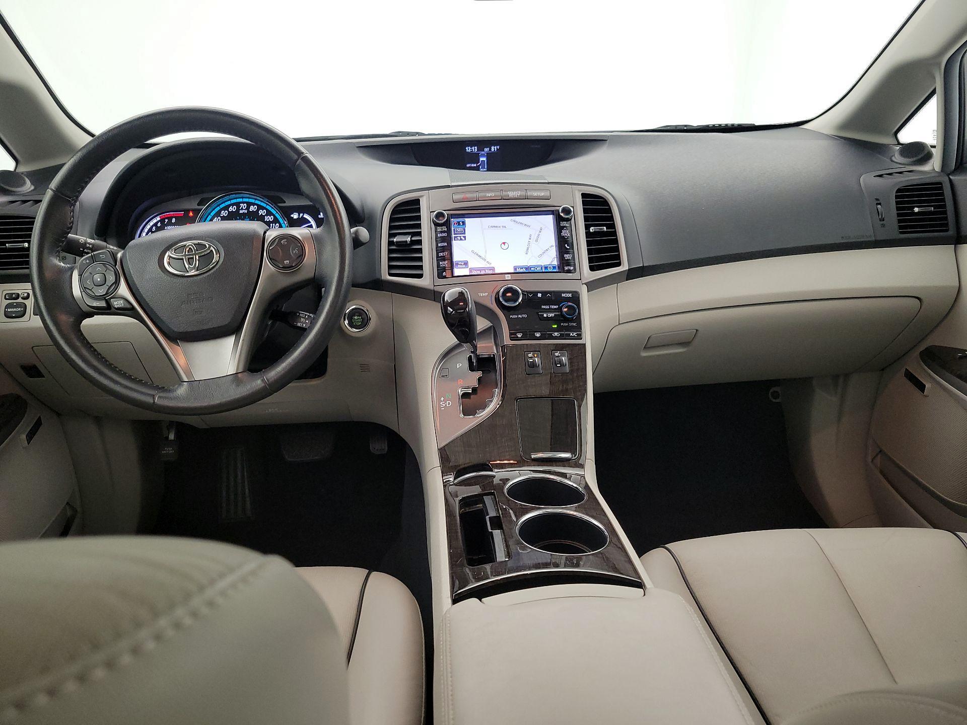 Thumbnail: 2014 Toyota Venza - 9
