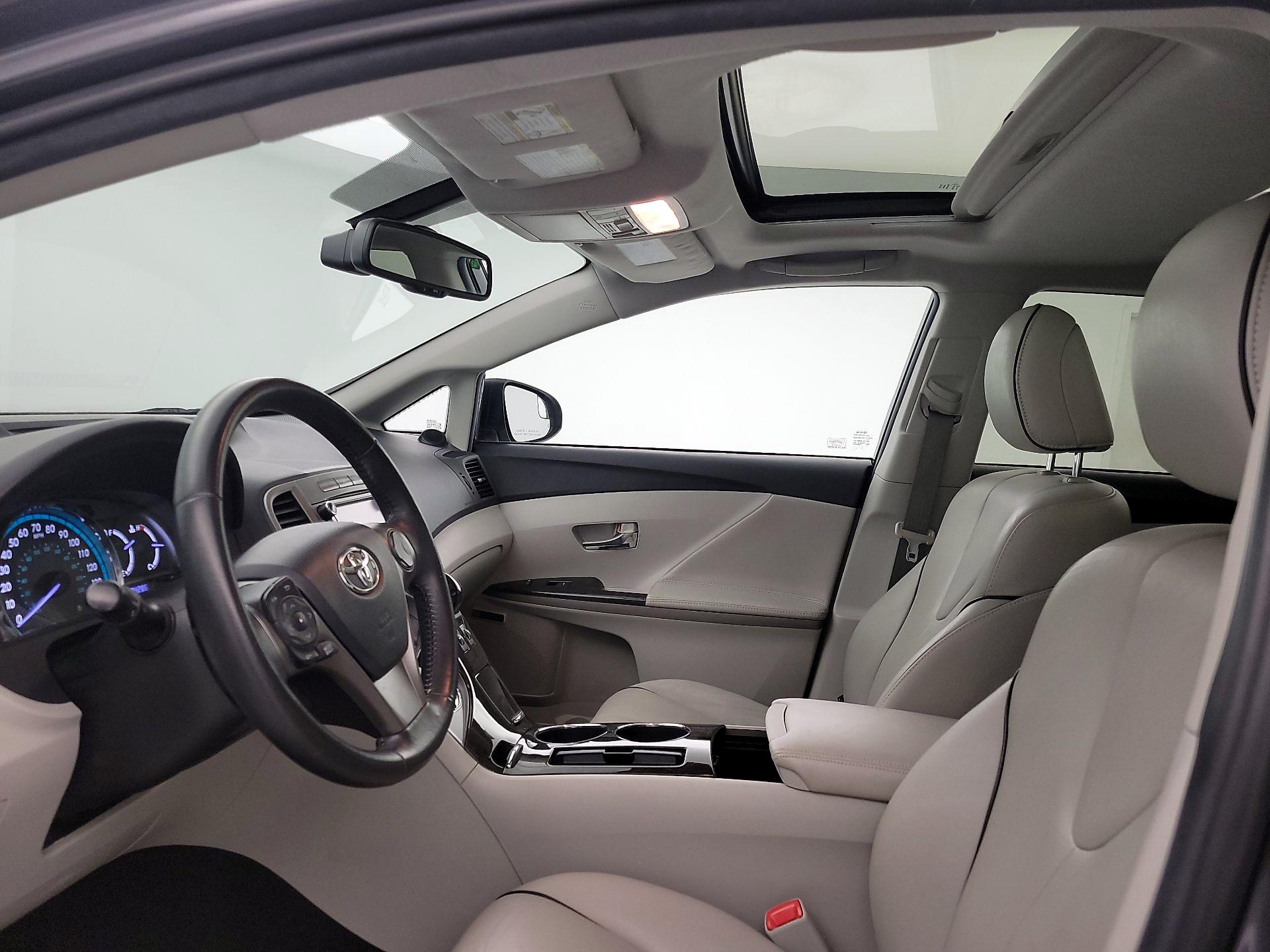 Thumbnail: 2014 Toyota Venza - 20