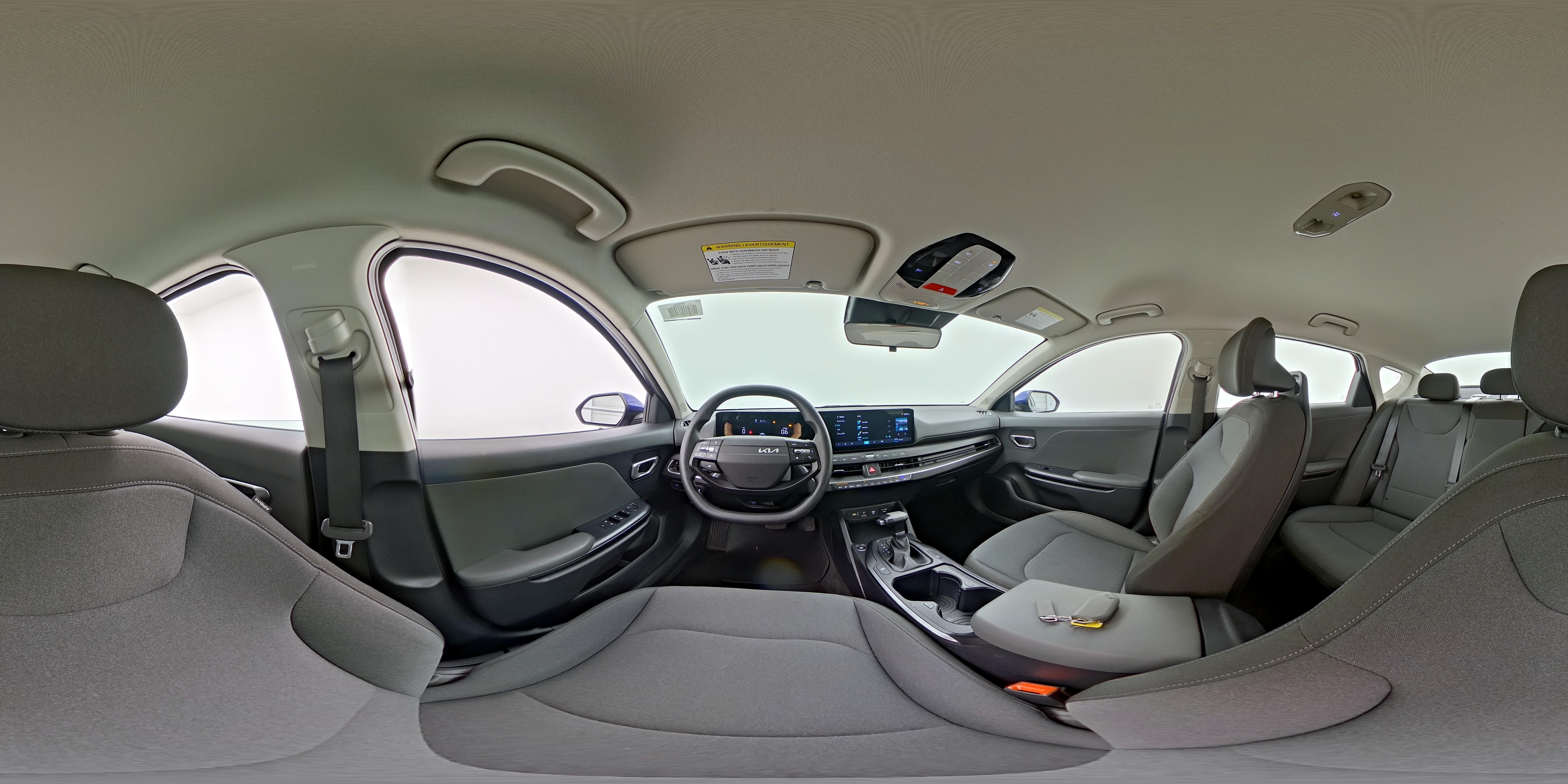 2025 Kia K4 LXS - Photo 26