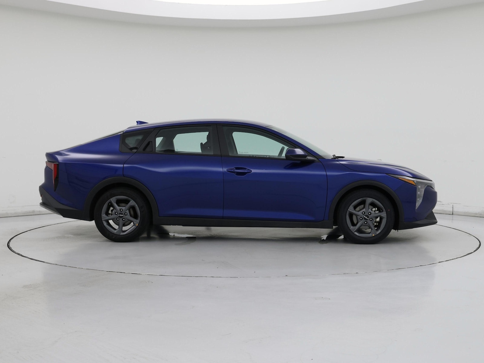 2025 Kia K4 LXS - Photo 8
