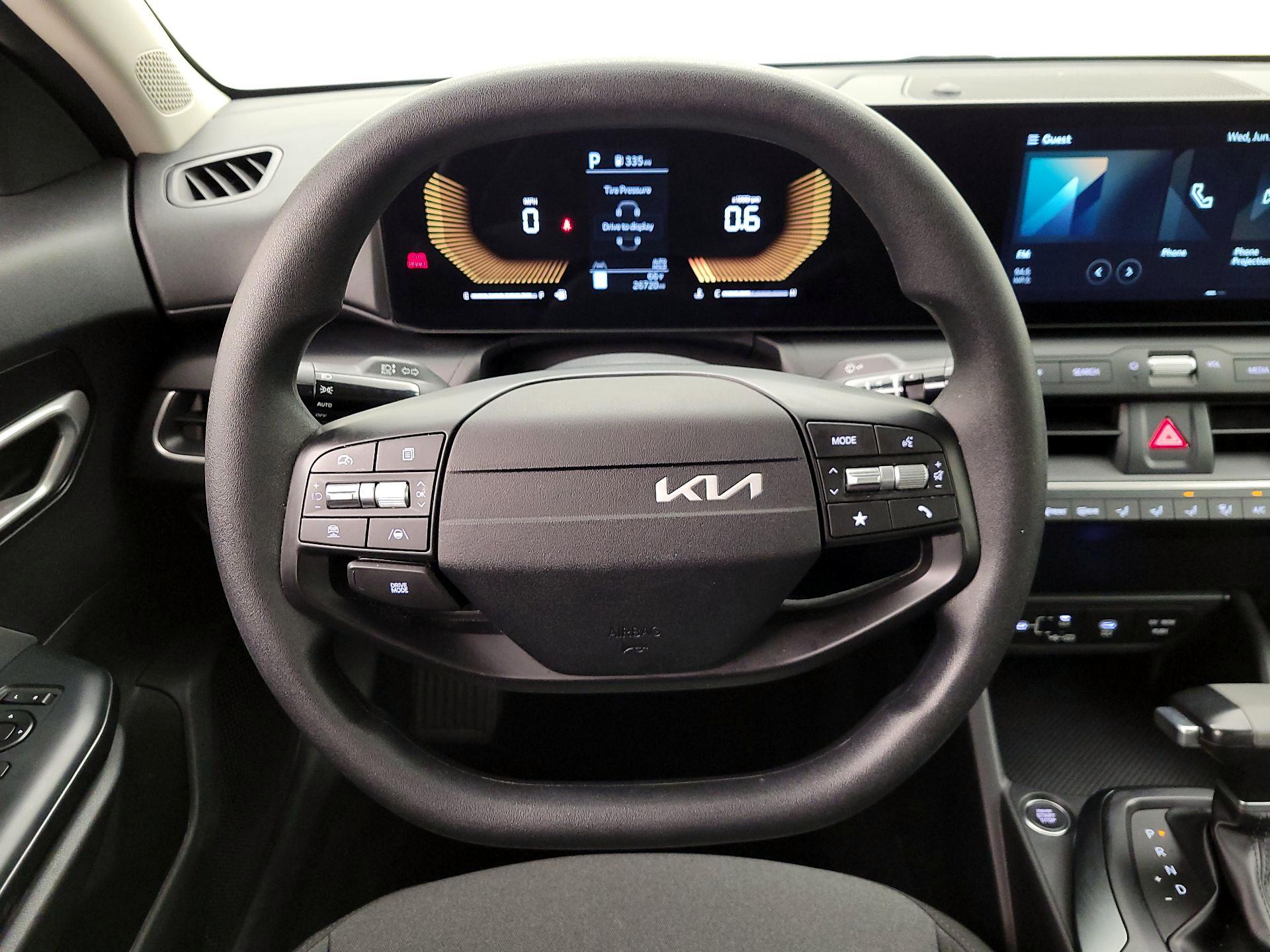 Thumbnail: 2025 Kia K4 - 10