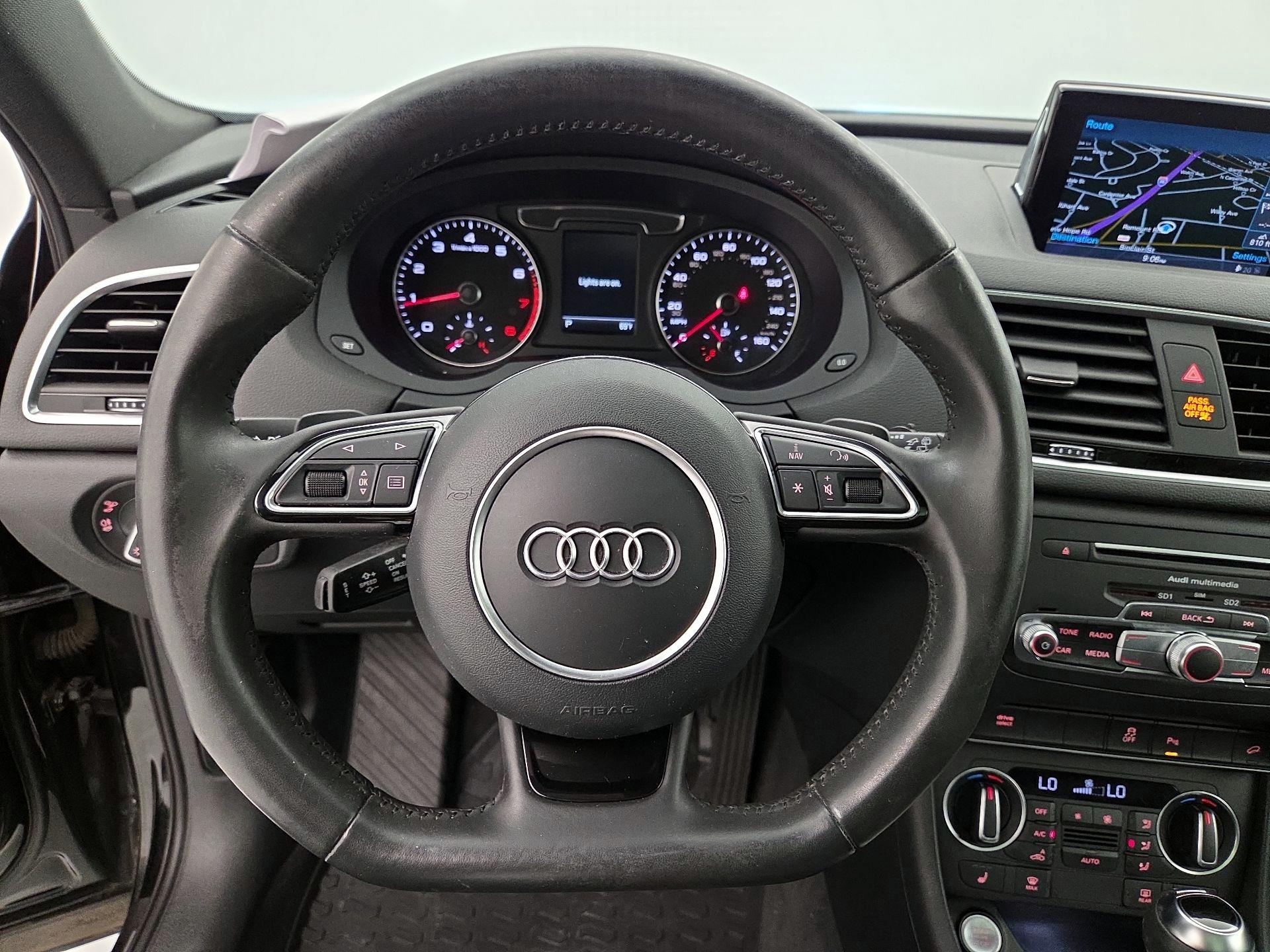 Thumbnail: 2018 Audi Q3 - 10