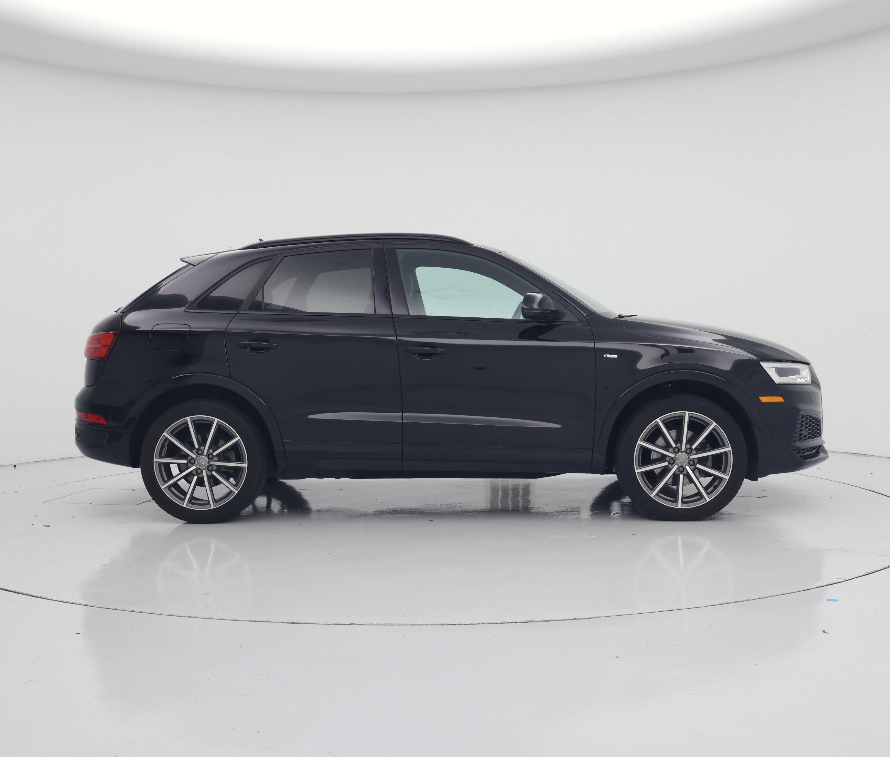 Thumbnail: 2018 Audi Q3 - 7