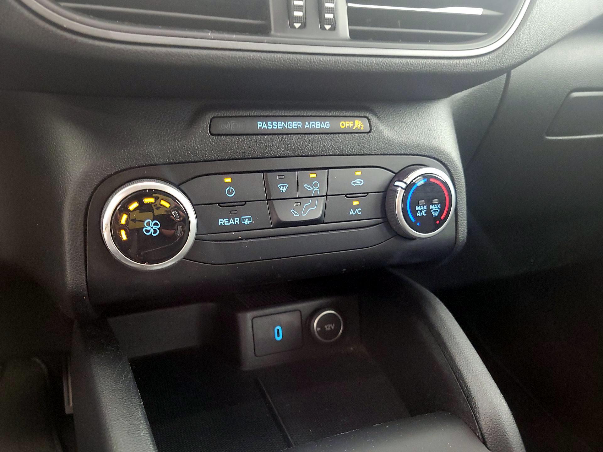 Thumbnail: 2020 Ford Escape - 16